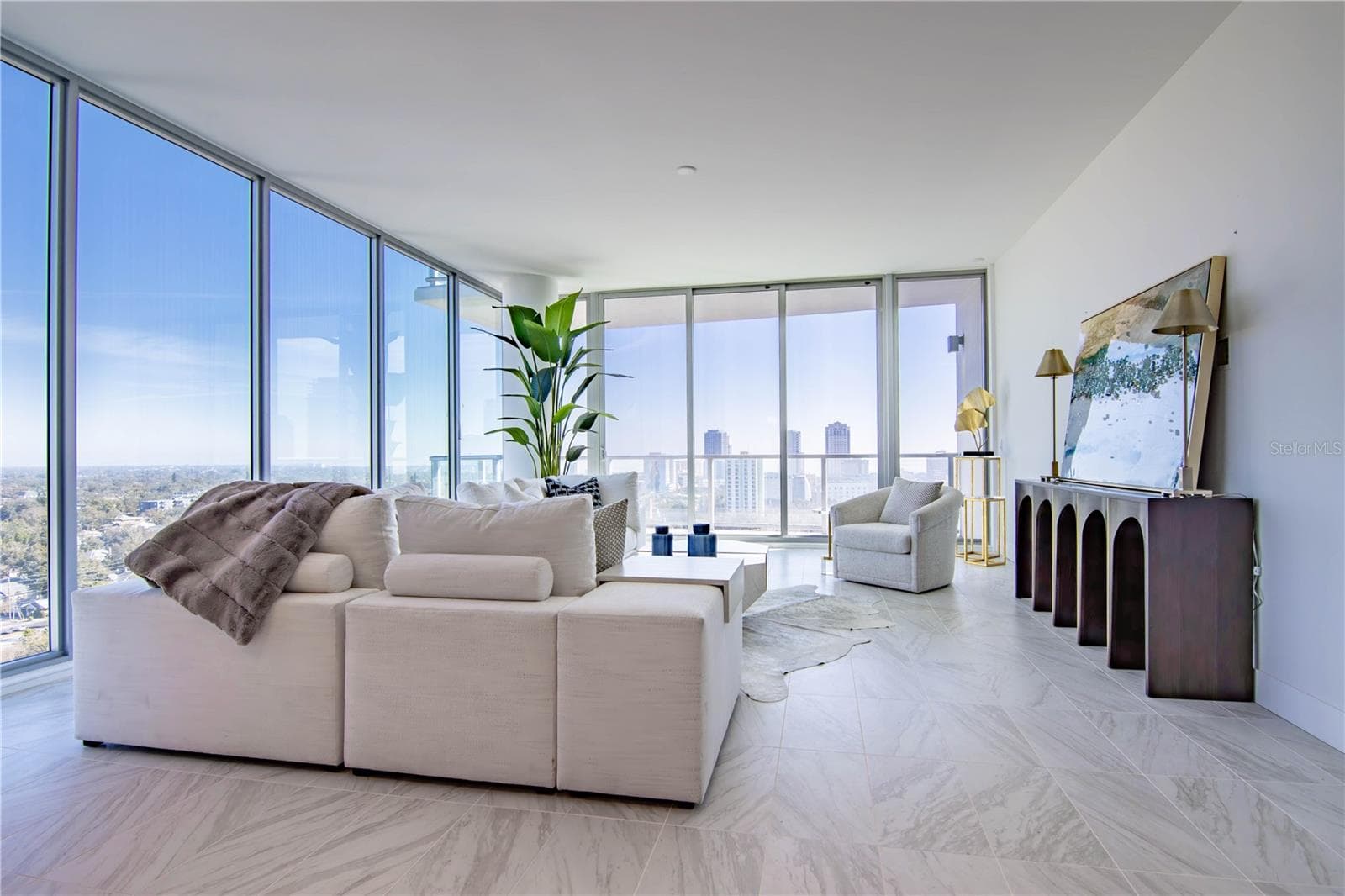 Stunning north east corner views - 777 3RD AVE N #1503, ST PETERSBURG