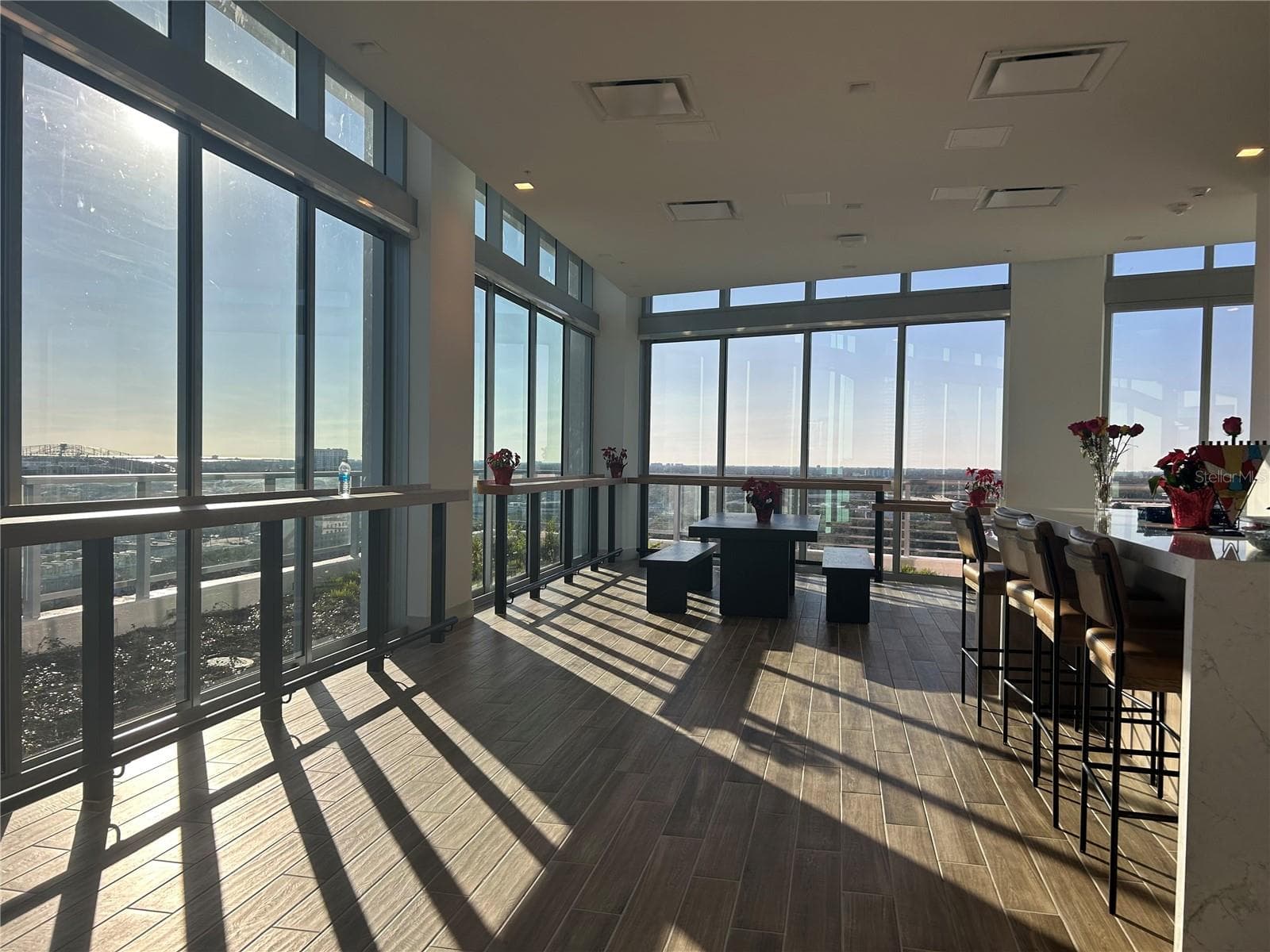 Condominium at 777 3RD AVE N #1503, ST PETERSBURG, photo 23 of 29