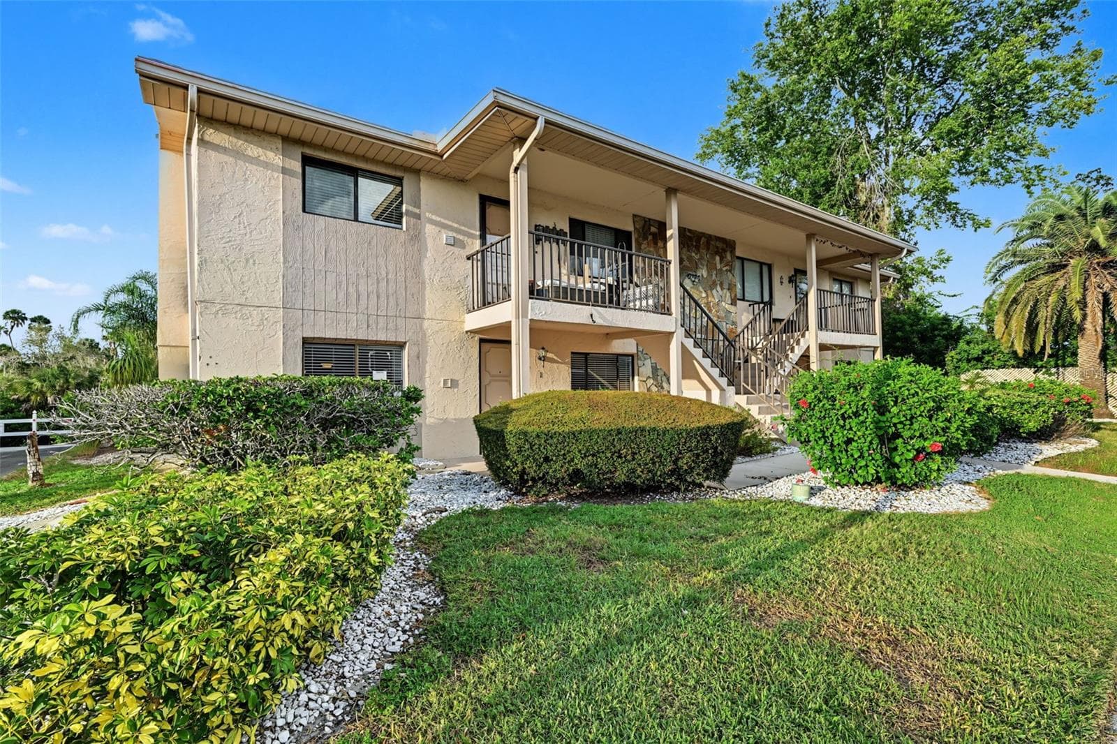 Condominium at 9930 EAGLES POINT CIR #1, PORT RICHEY, photo 8 of 81