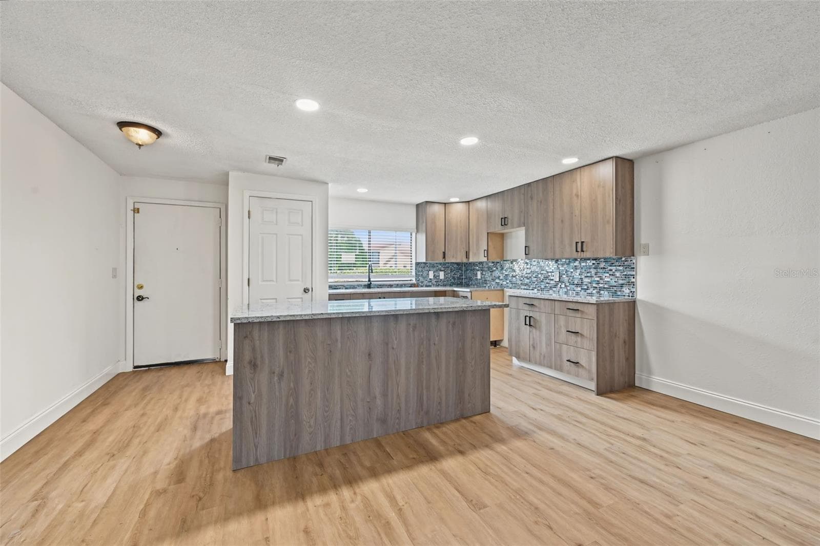 Condominium at 9930 EAGLES POINT CIR #1, PORT RICHEY, photo 17 of 81