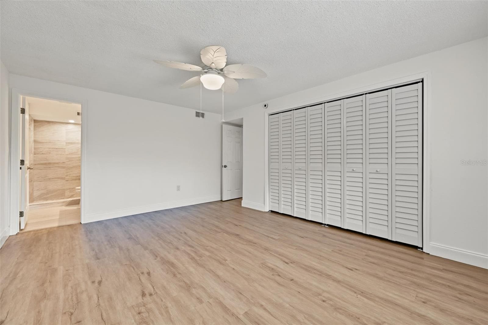 Condominium at 9930 EAGLES POINT CIR #1, PORT RICHEY, photo 27 of 81