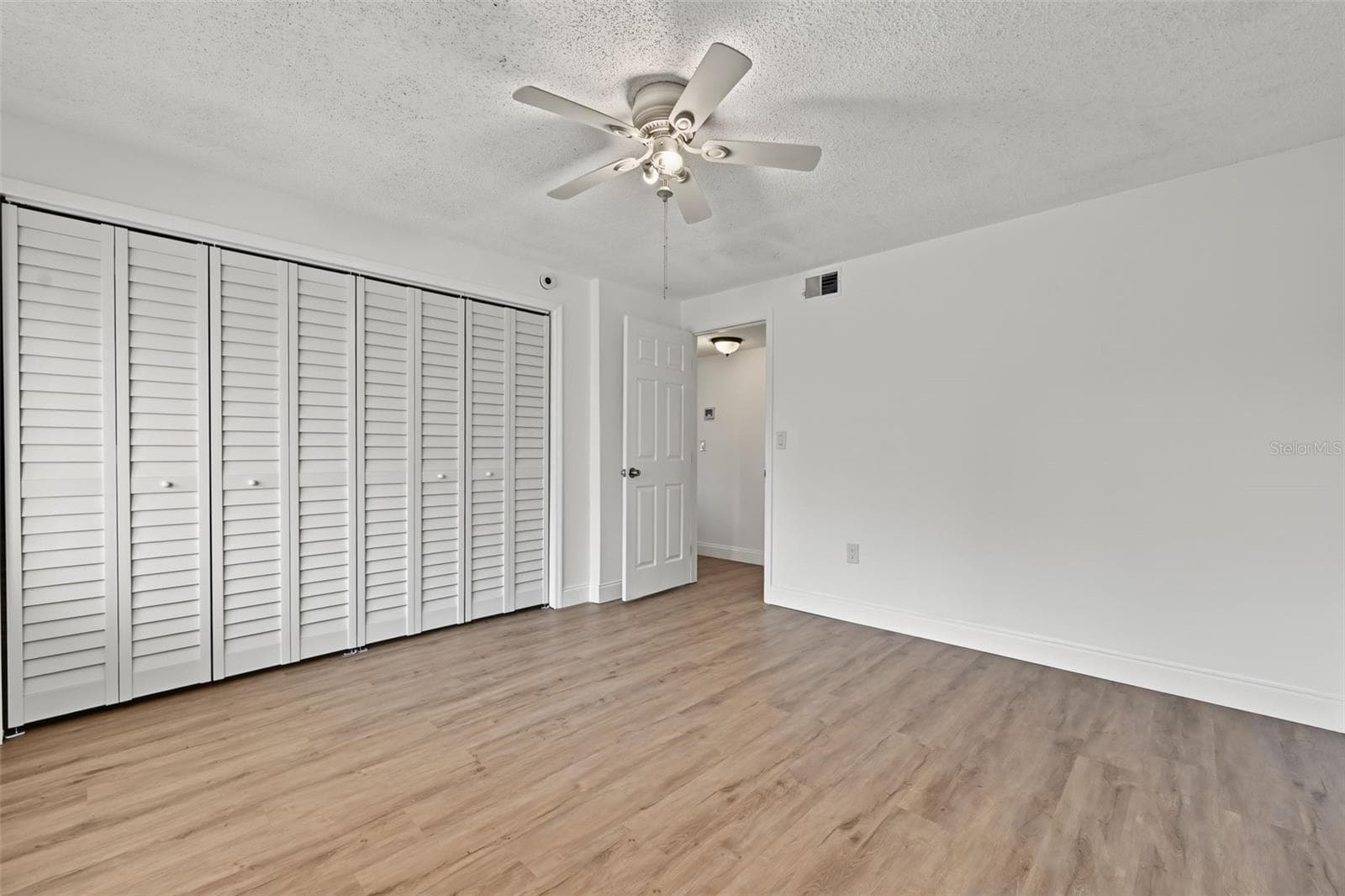 Condominium at 9930 EAGLES POINT CIR #1, PORT RICHEY, photo 30 of 81