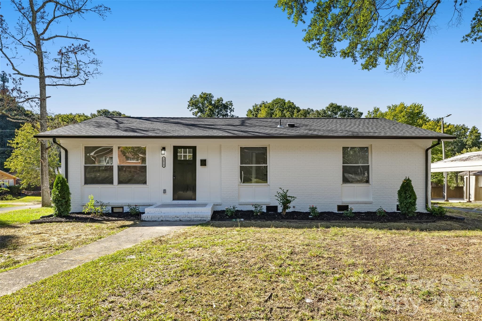 5618 Snow White Lane