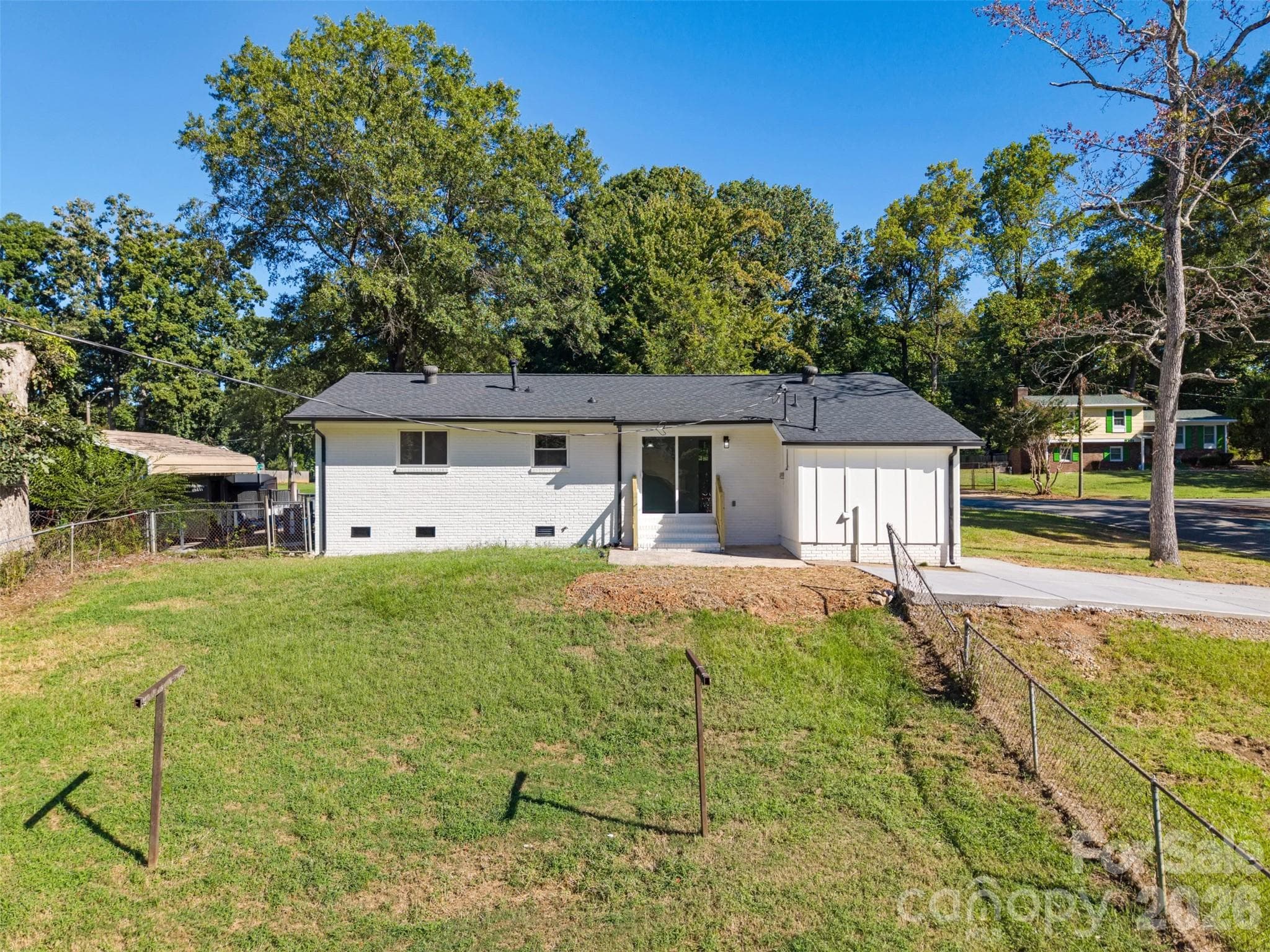 Single Family Residence at 5618 Snow White Lane, Charlotte, photo 20 of 25