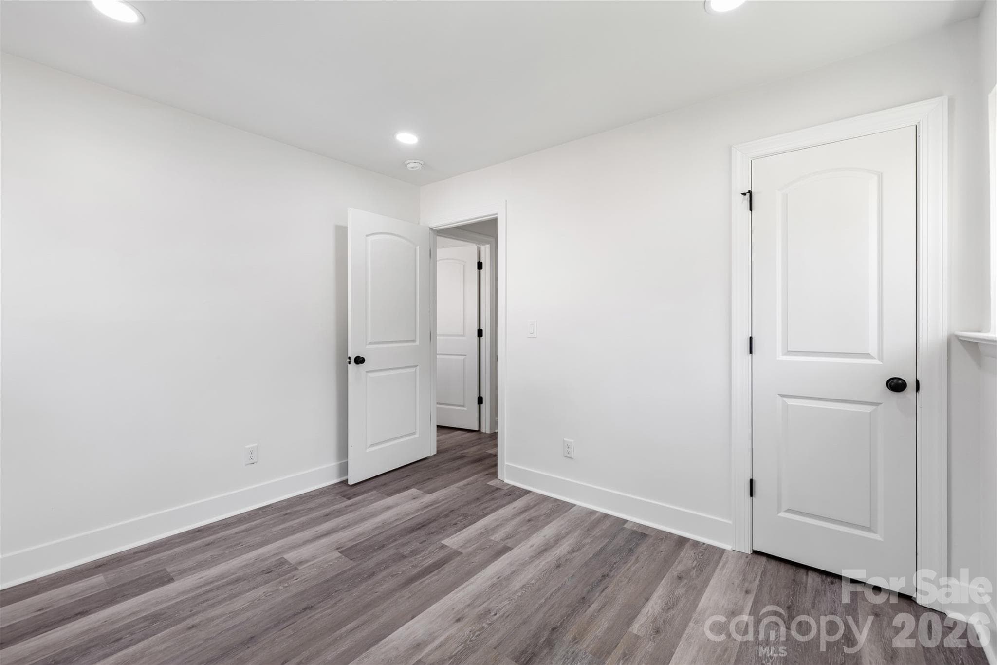 Single Family Residence at 5618 Snow White Lane, Charlotte, photo 14 of 25