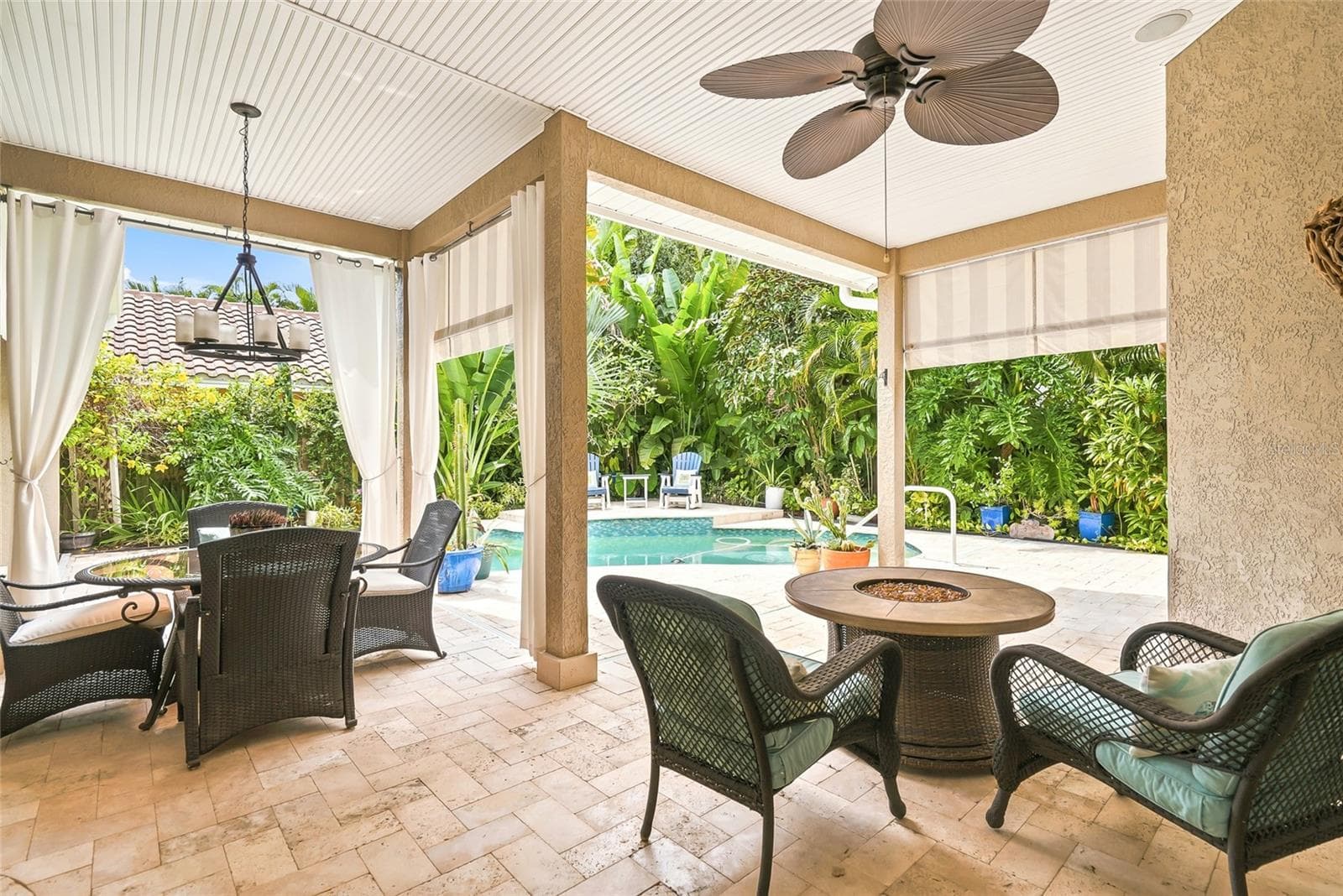 Ahhh, your outdoor oasis awaits. - 4851 WINDMILL PALM TER NE, ST PETERSBURG