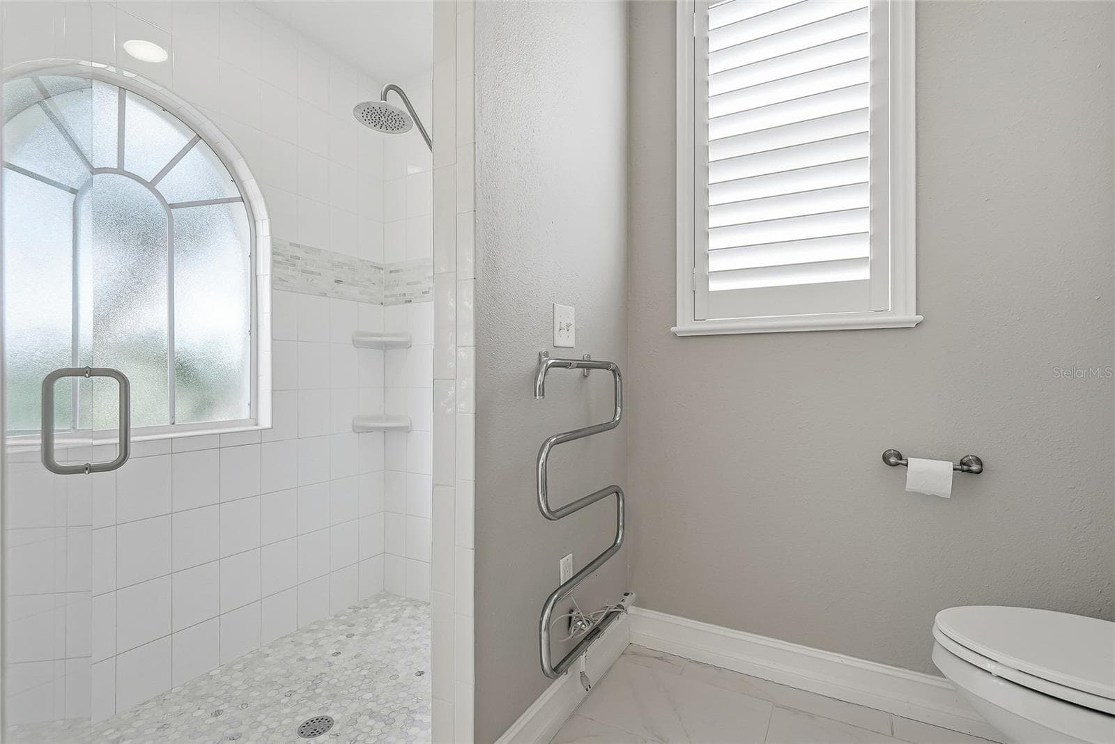 Luxurious shower and towel warmer. - 4851 WINDMILL PALM TER NE, ST PETERSBURG
