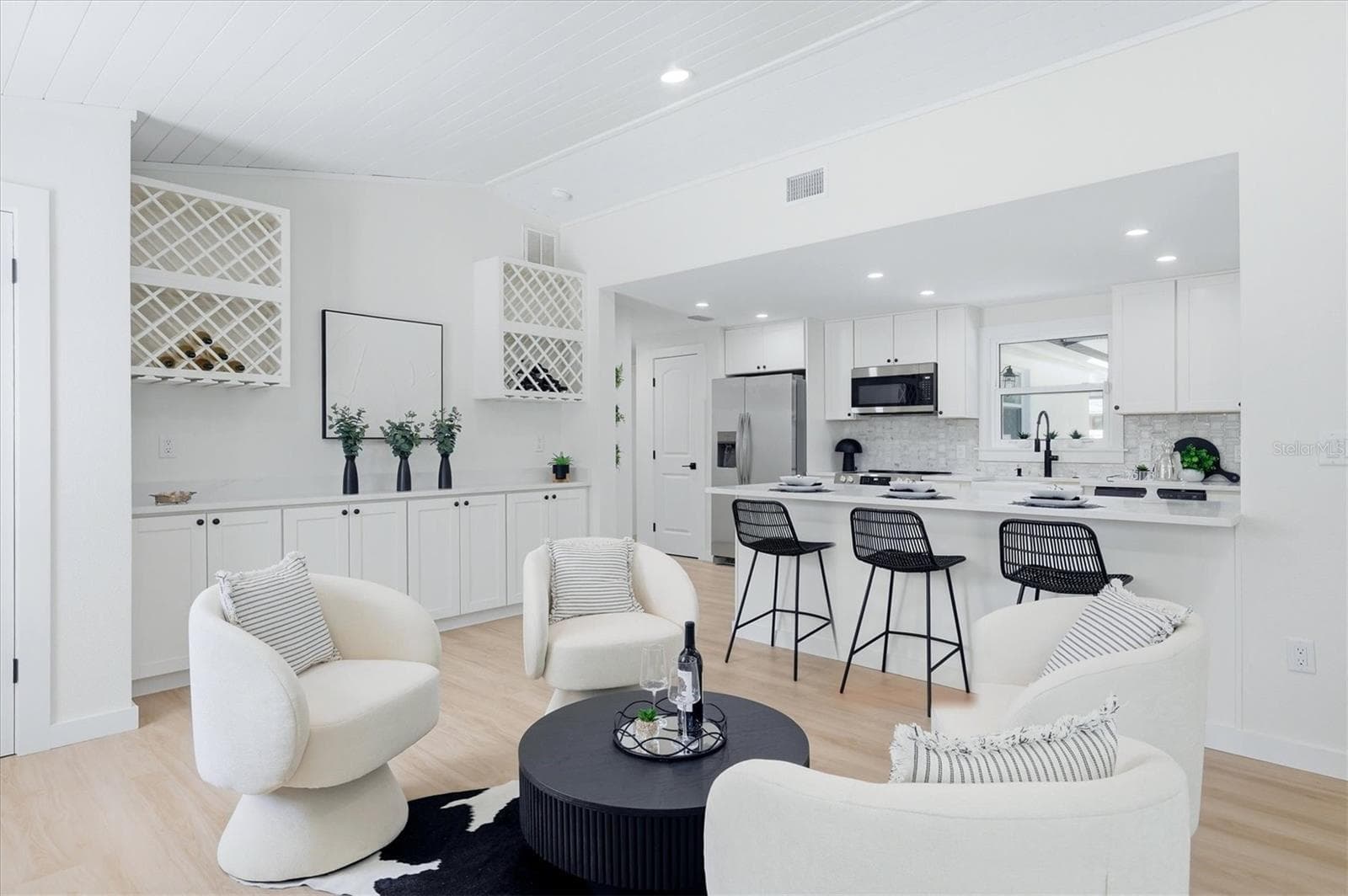 Single Family Residence at 512 SANTE JOSEPH ST, VENICE, photo 4 of 59