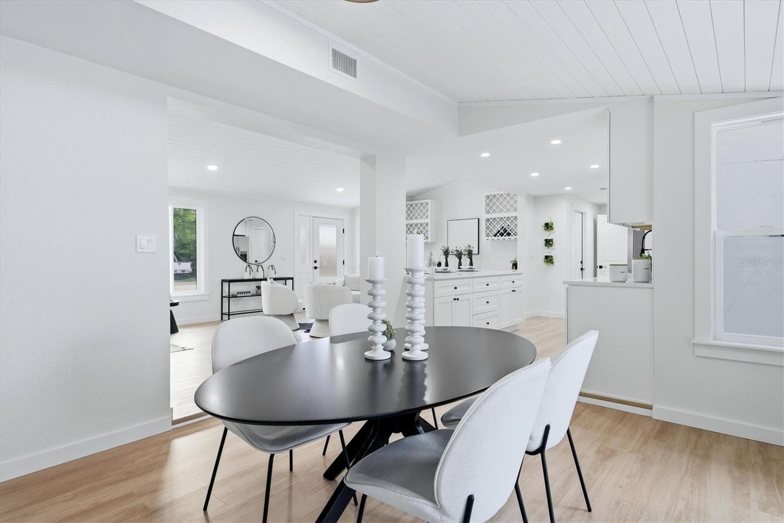 Single Family Residence at 512 SANTE JOSEPH ST, VENICE, photo 18 of 59