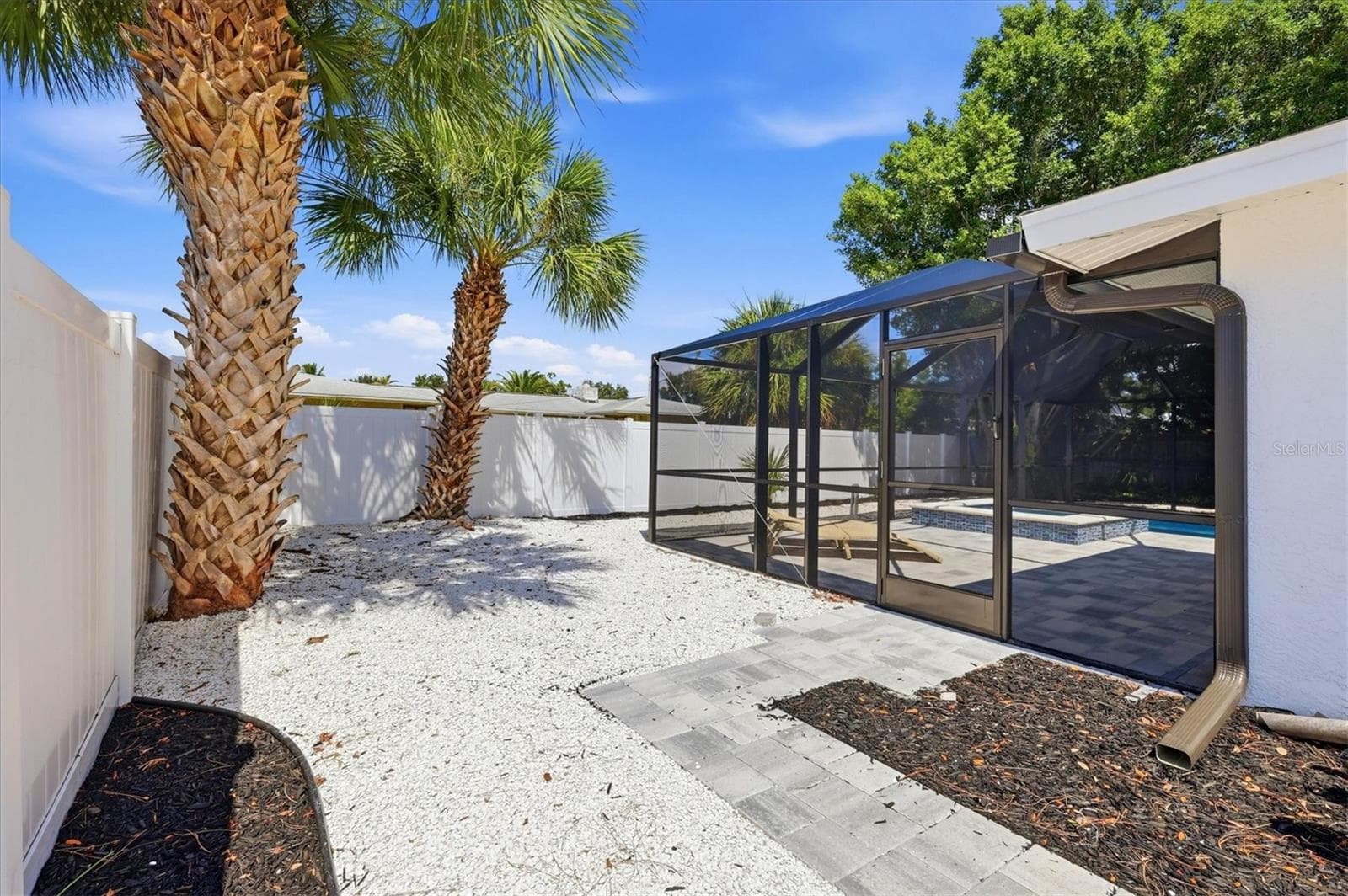 Single Family Residence at 512 SANTE JOSEPH ST, VENICE, photo 32 of 59