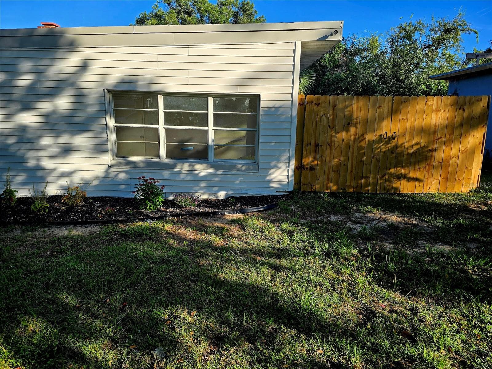 Single Family Residence at 1308 MOORE ST, DAYTONA BEACH, photo 5 of 48