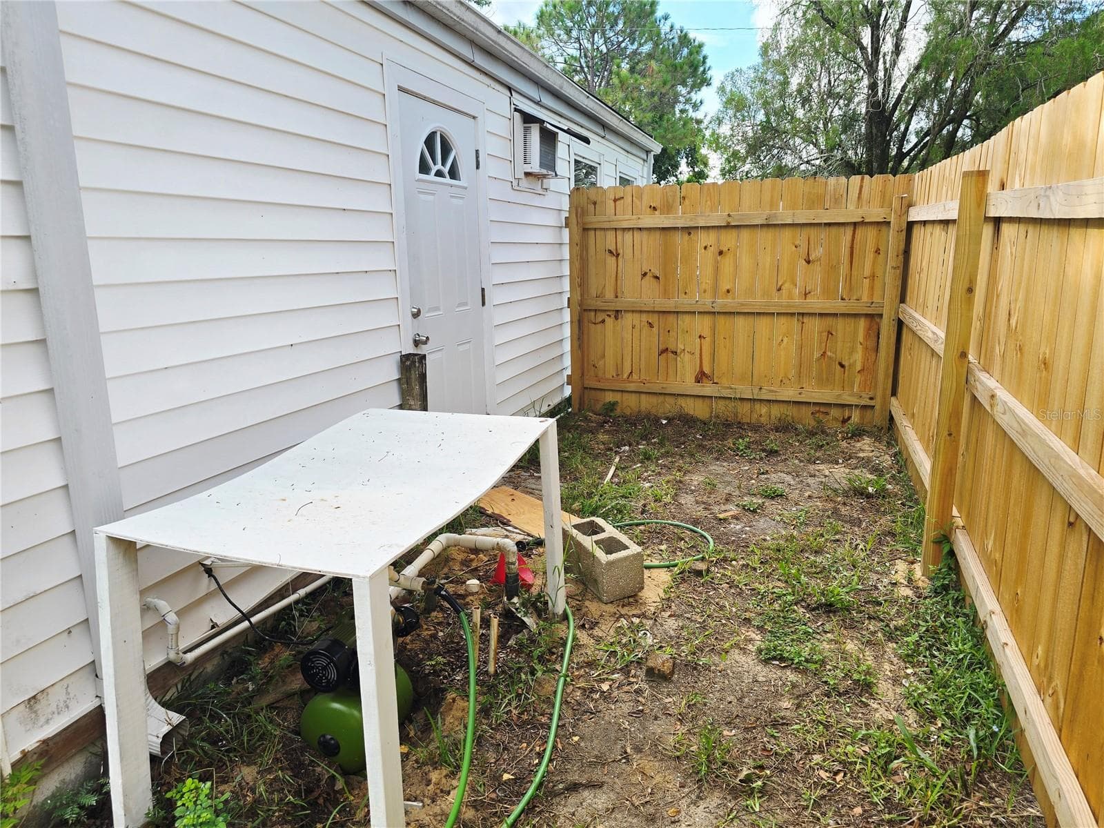 Single Family Residence at 1308 MOORE ST, DAYTONA BEACH, photo 17 of 48
