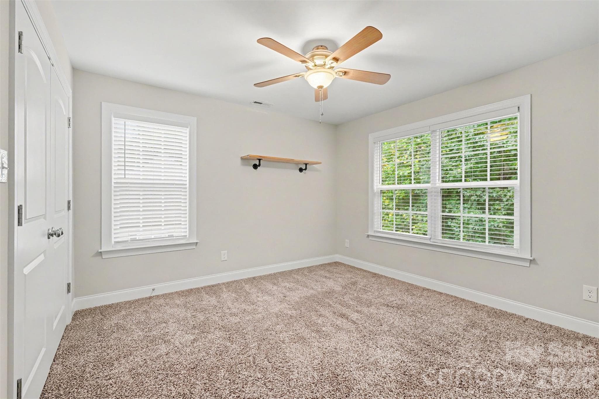Single Family Residence at 3743 Travertine Drive, Lancaster, photo 28 of 35