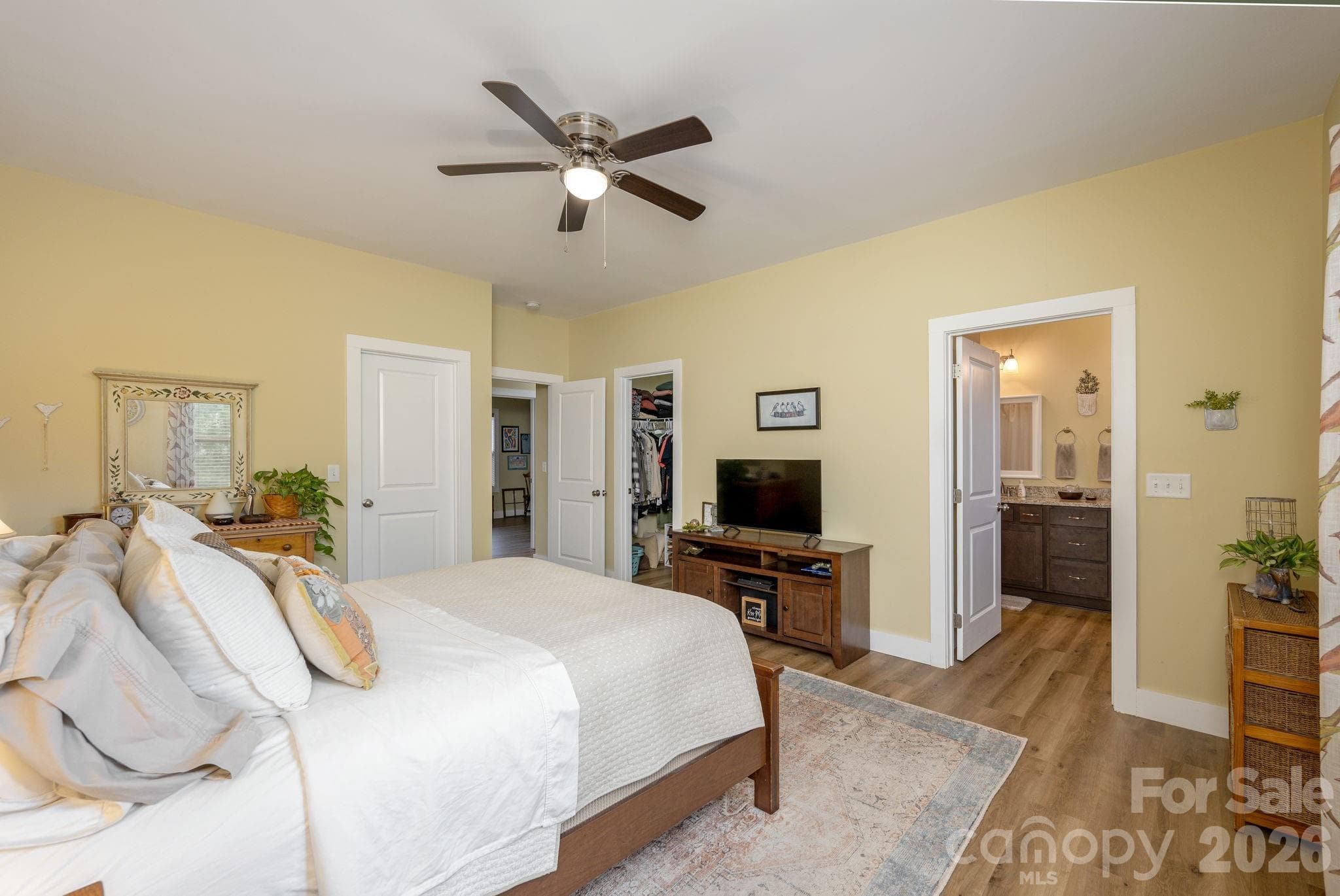 Primary bedroom - 27 Day Lilly Court, Hendersonville