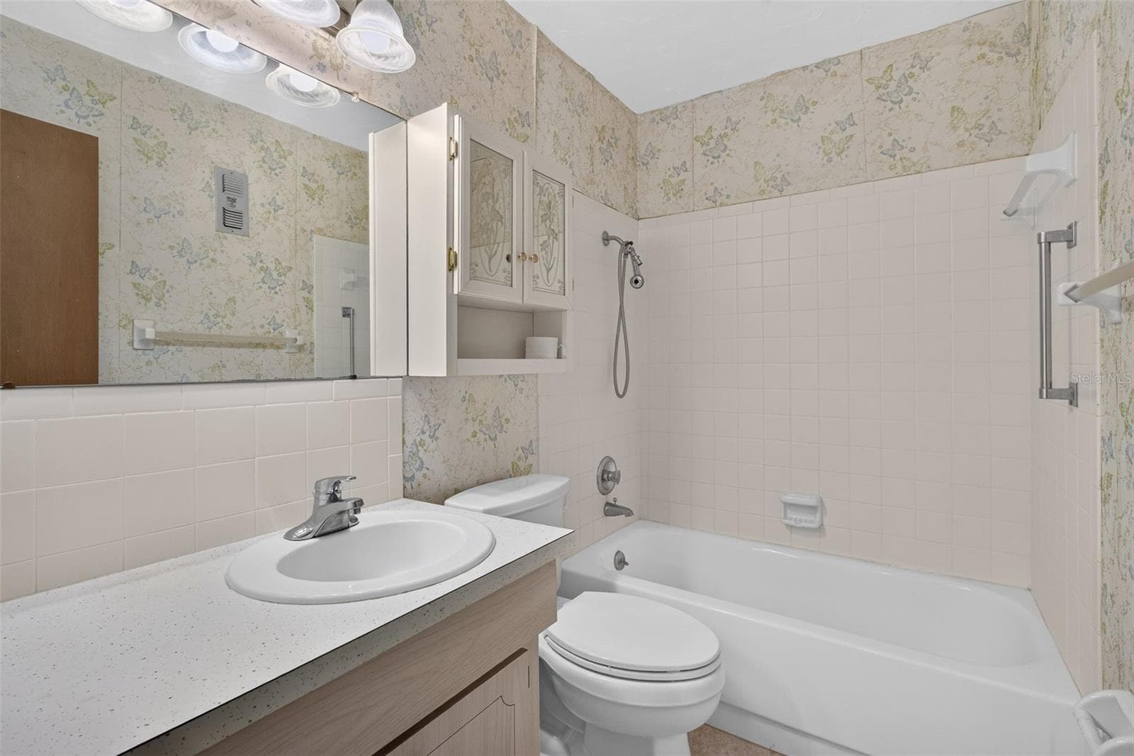 Secondary Bathroom - 6025 SHORE BLVD S #303, GULFPORT