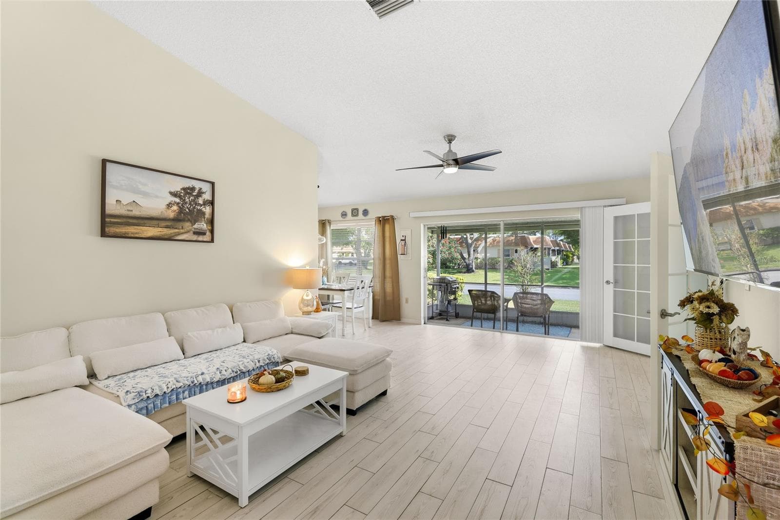 Condominium at 3904 36TH AVENUE DR W #37, BRADENTON, photo 5 of 26