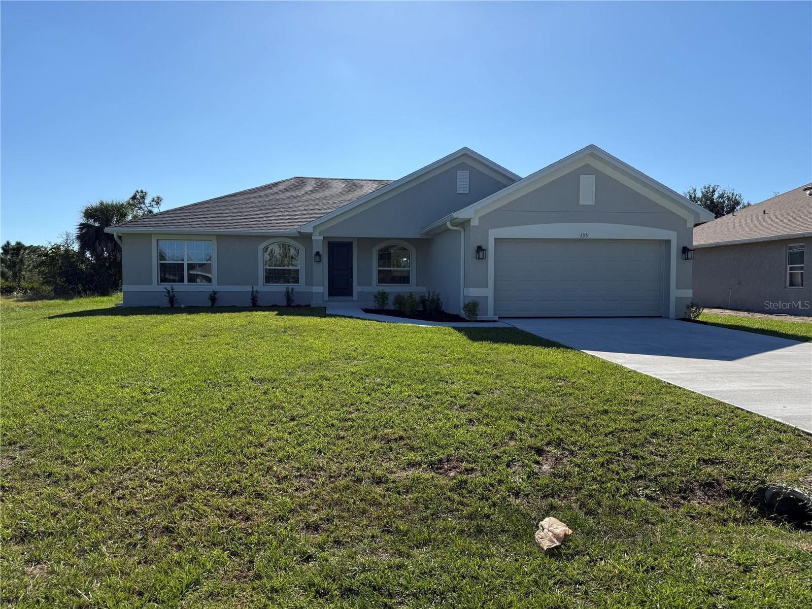 135 BROADMOOR LN
