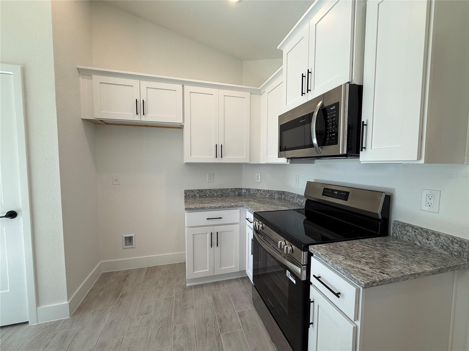 Single Family Residence at 135 BROADMOOR LN, ROTONDA WEST, photo 12 of 28