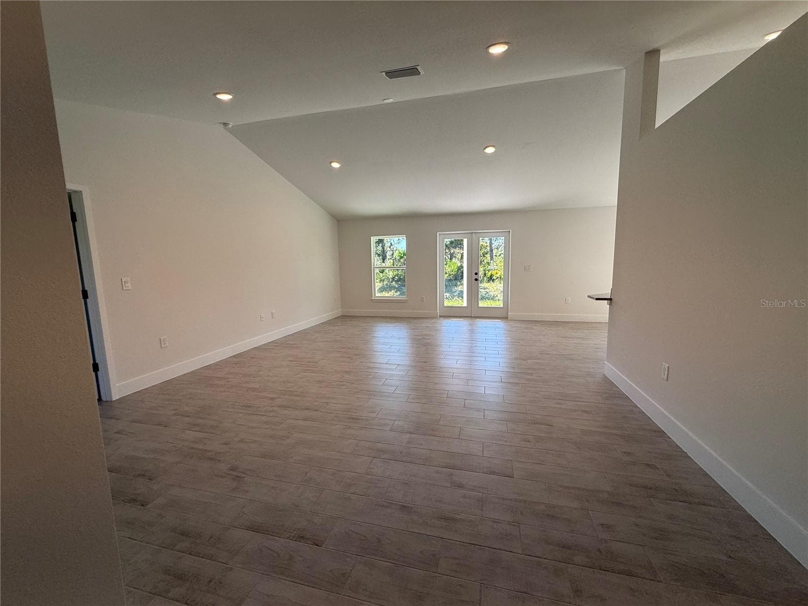 Single Family Residence at 135 BROADMOOR LN, ROTONDA WEST, photo 19 of 28