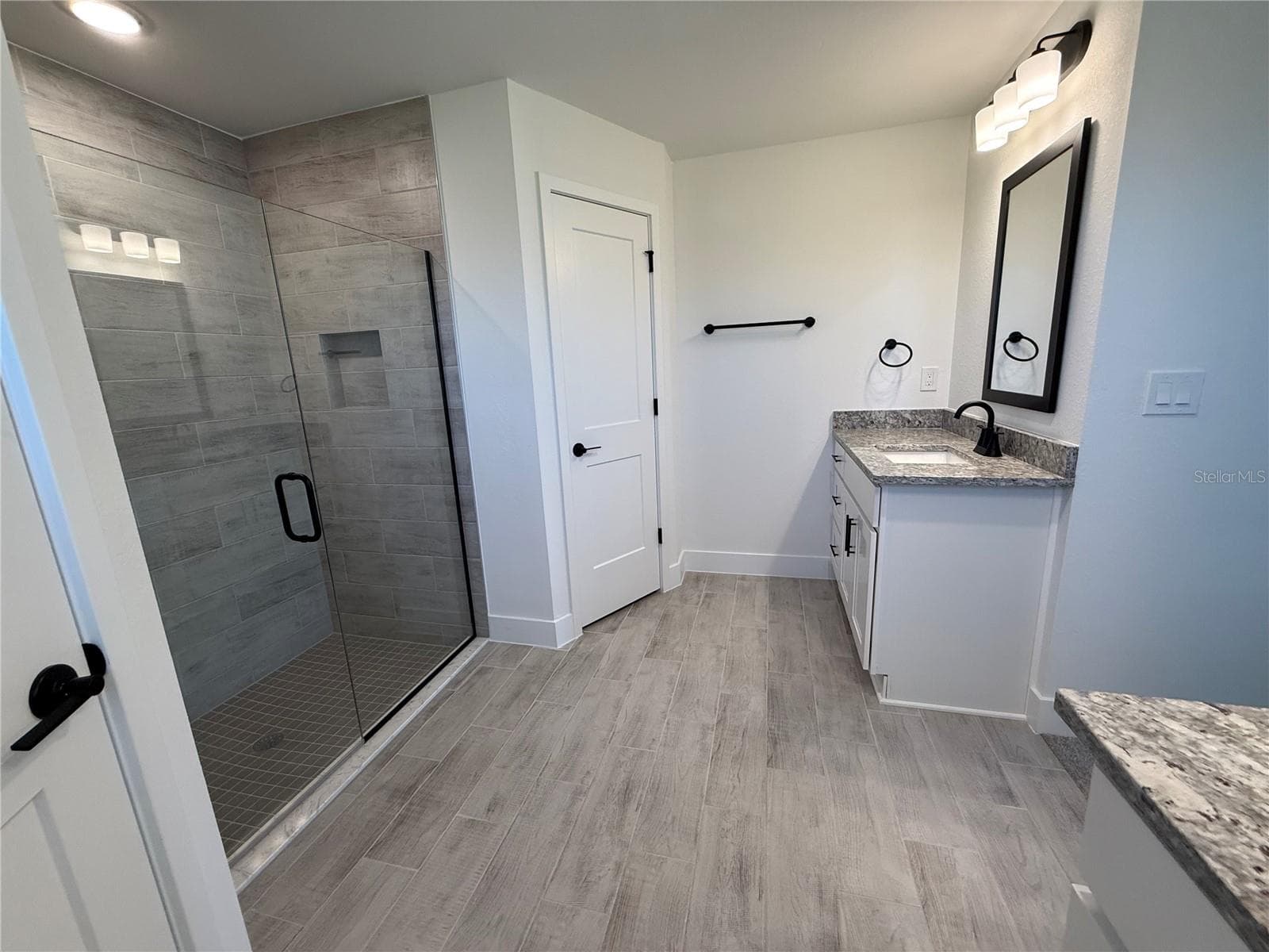 Single Family Residence at 135 BROADMOOR LN, ROTONDA WEST, photo 21 of 28