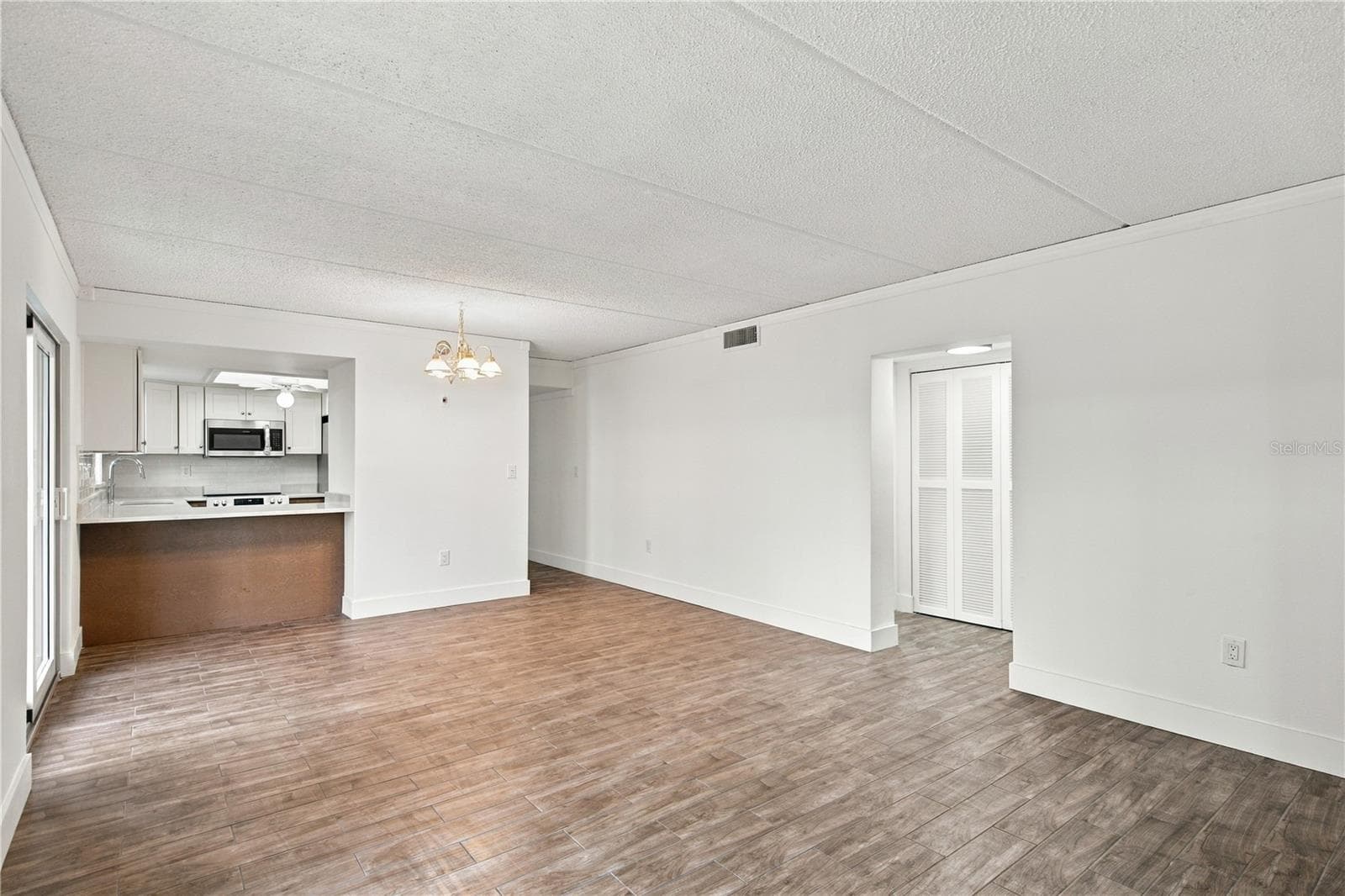Condominium at 8811 BAY POINTE DR #C102, TAMPA, photo 7 of 26