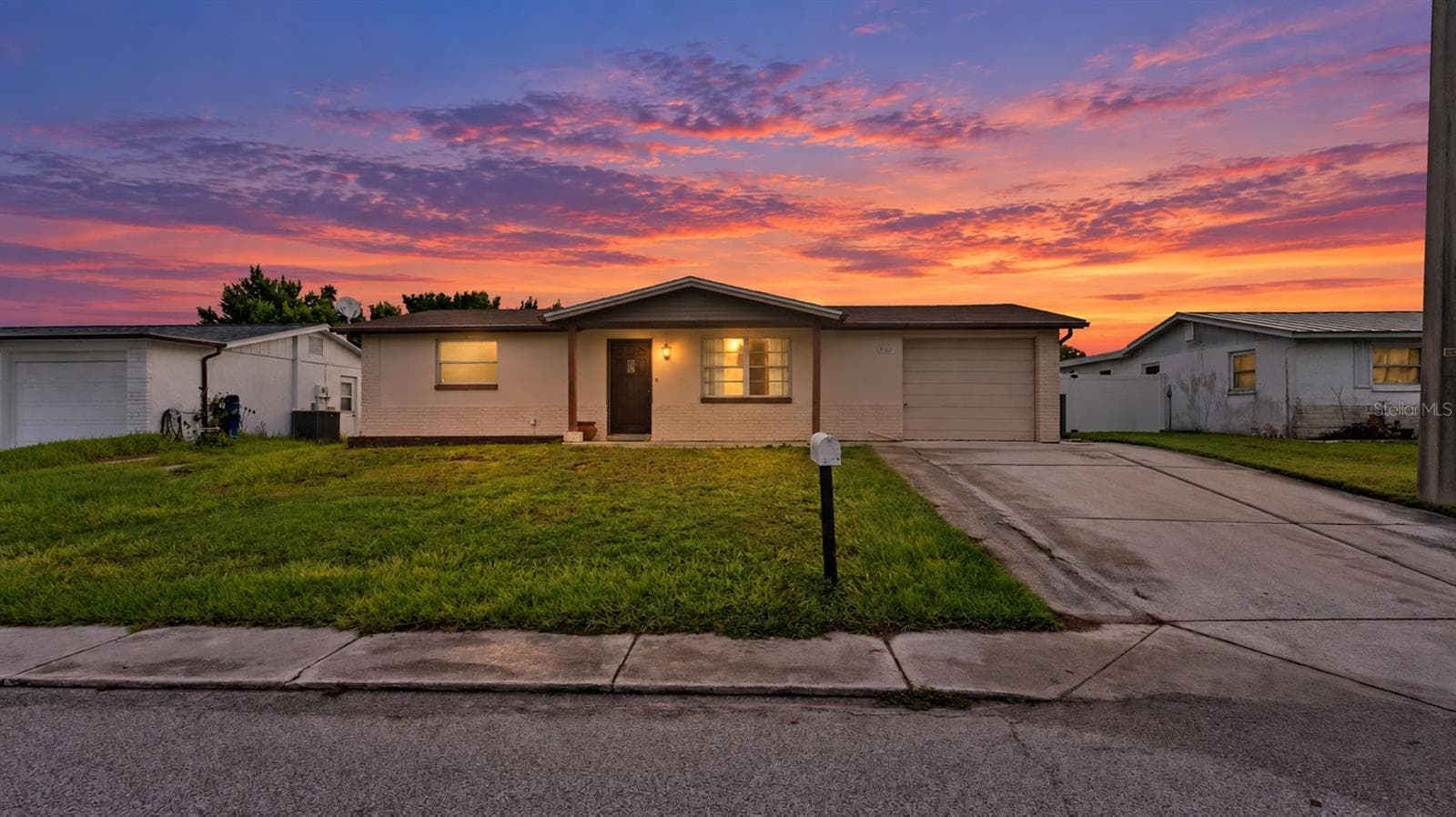 Front Facing - 9310 LIDO LN, PORT RICHEY