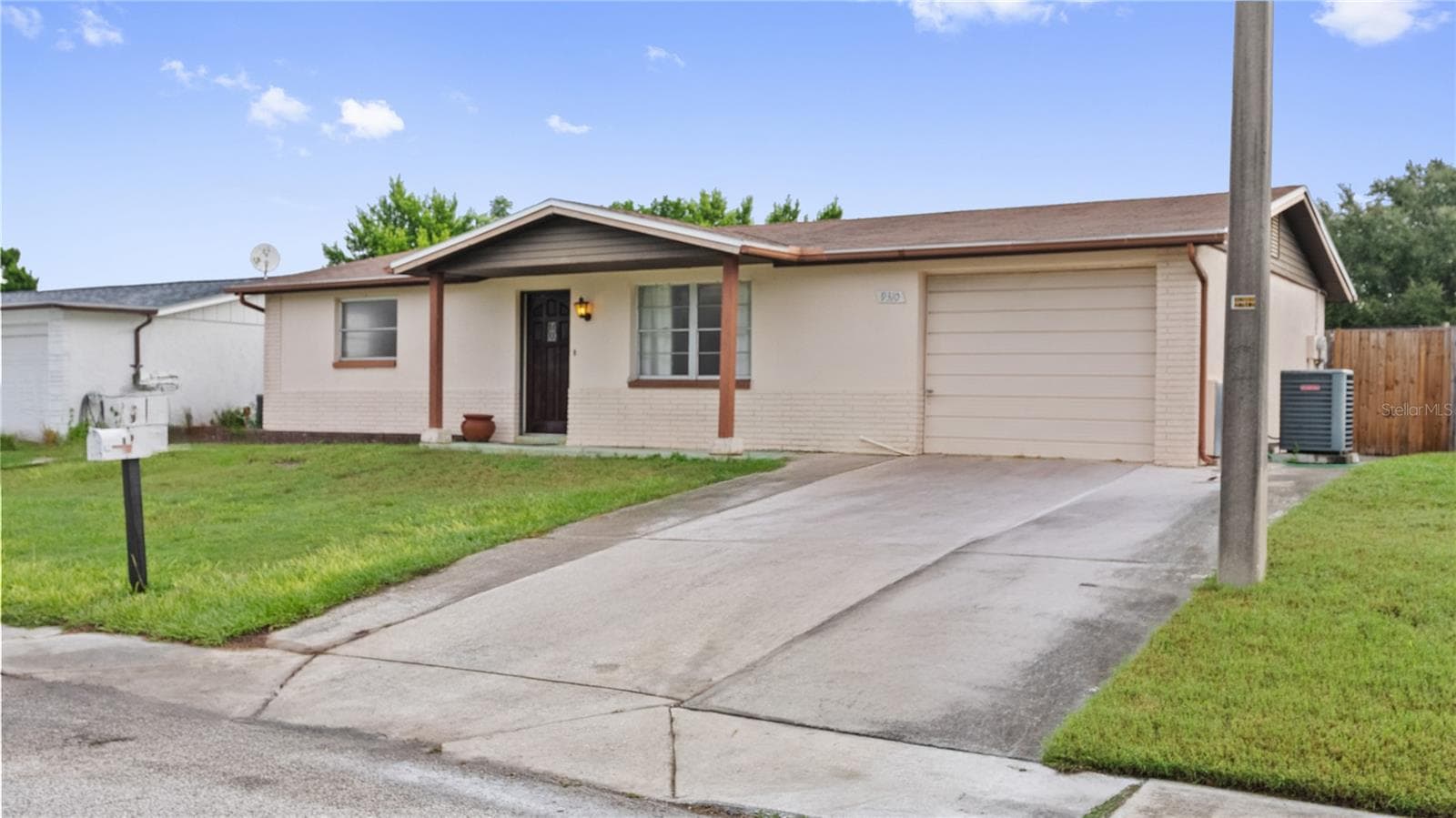 Front NE - 9310 LIDO LN, PORT RICHEY