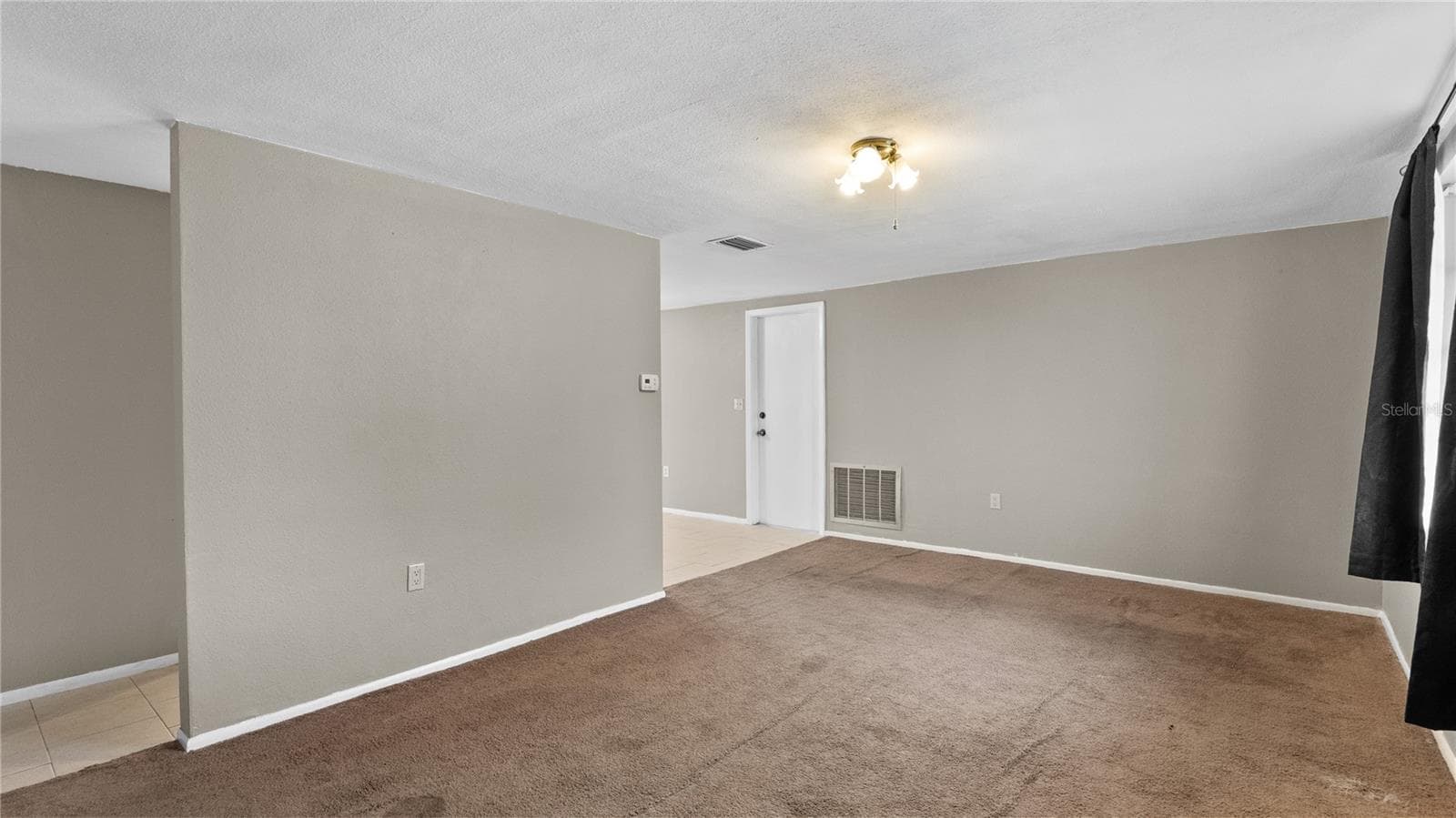Living 2 - 9310 LIDO LN, PORT RICHEY