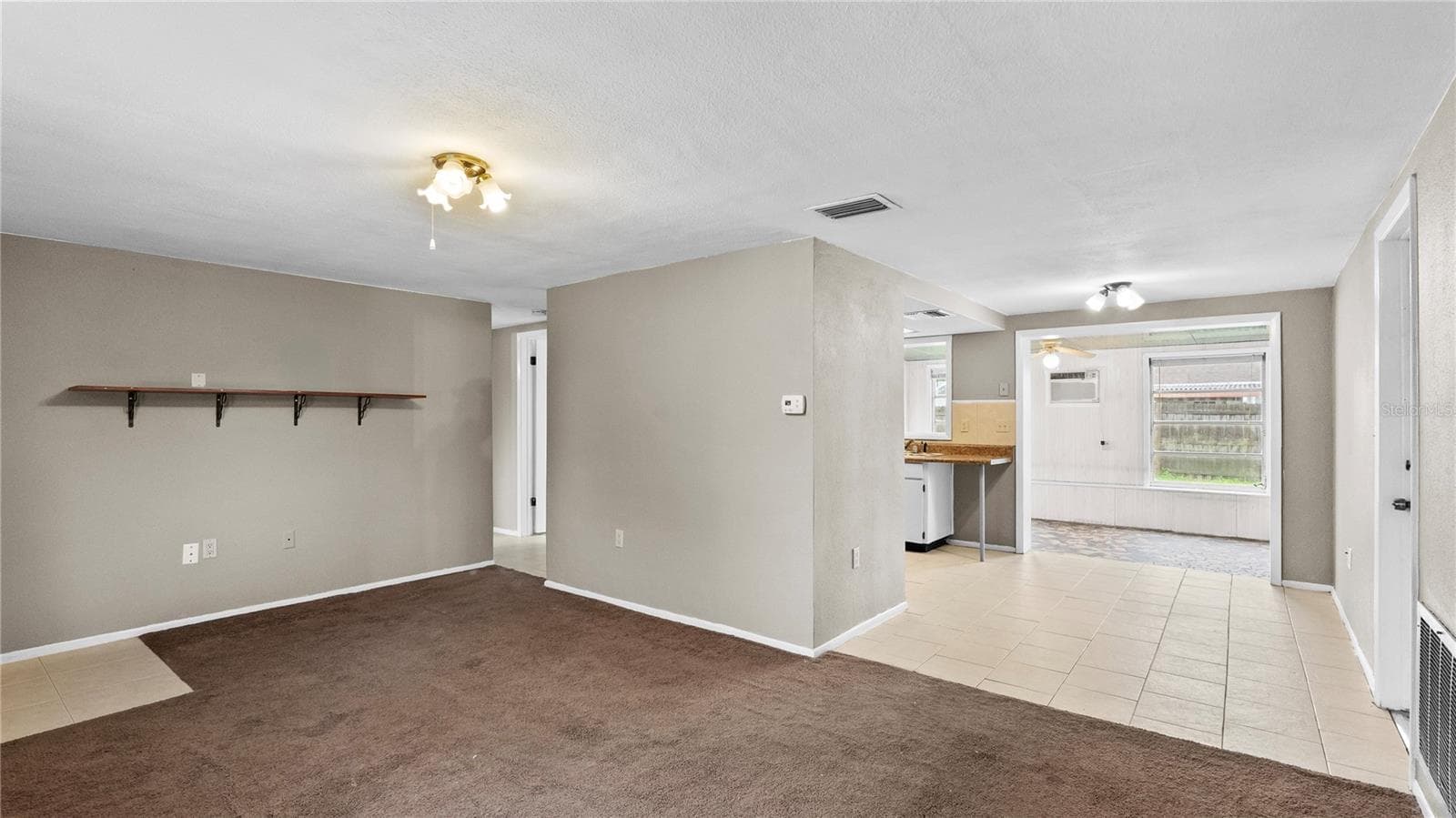 Living 3 - 9310 LIDO LN, PORT RICHEY