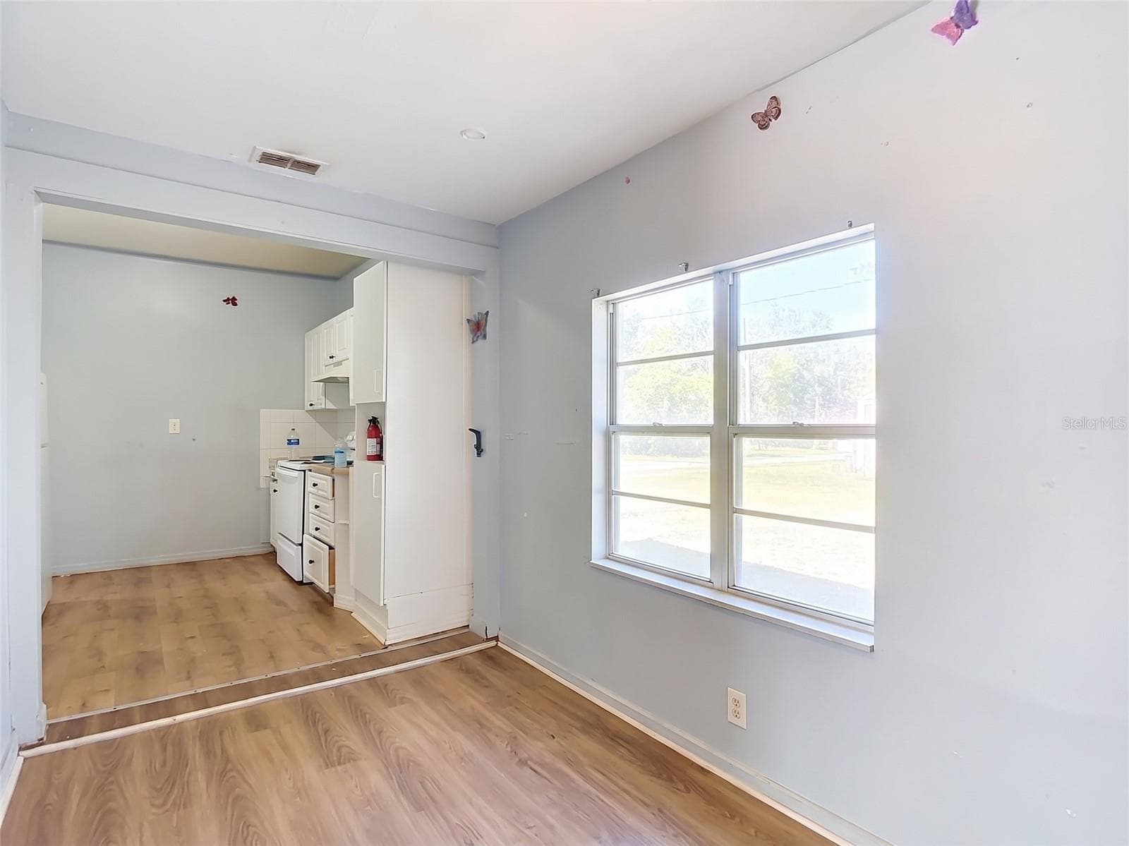 Single Family Residence at 2911 N 24TH ST, TAMPA, photo 2 of 19