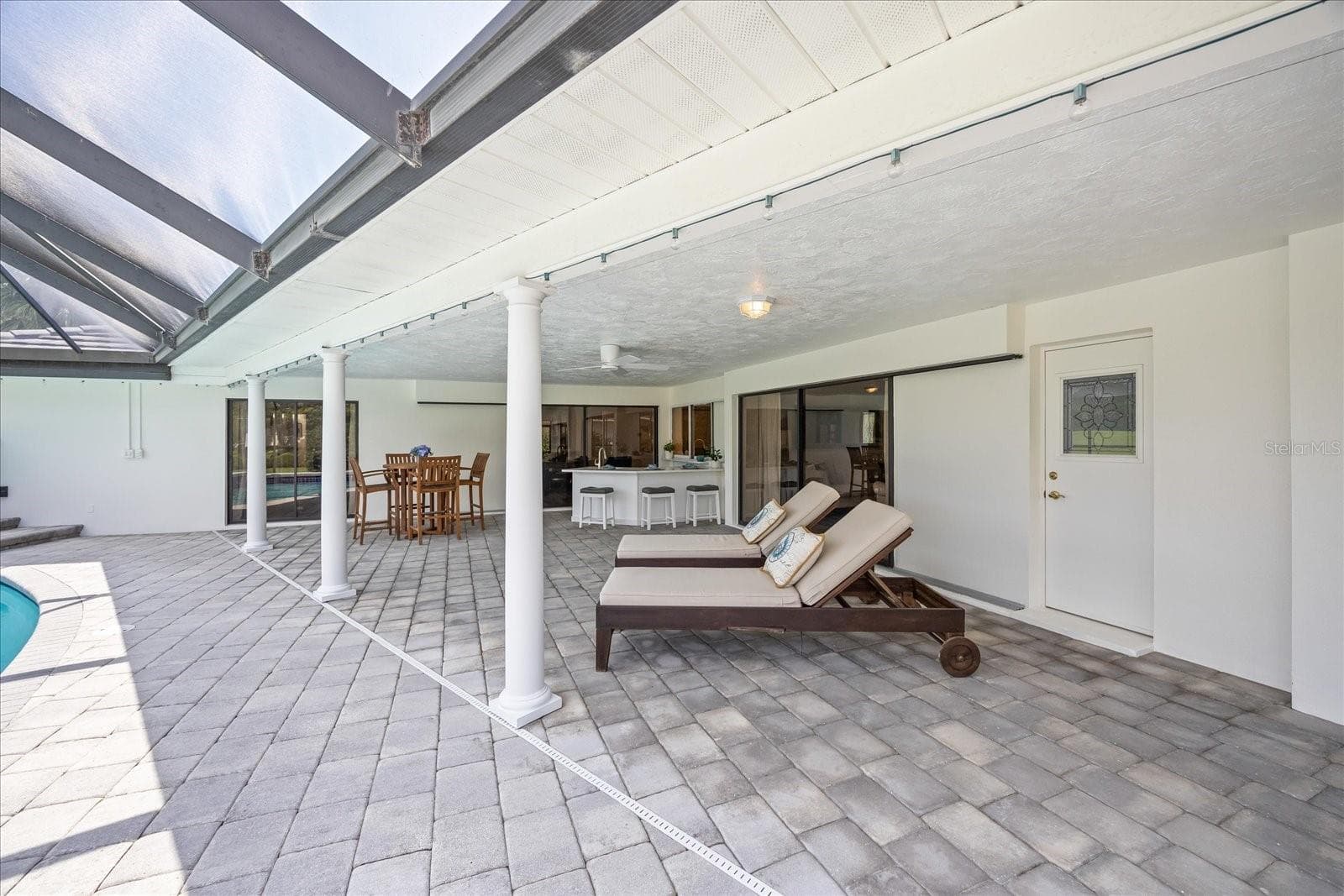 Single Family Residence at 2900 SANDPIPER PL, CLEARWATER, photo 38 of 51