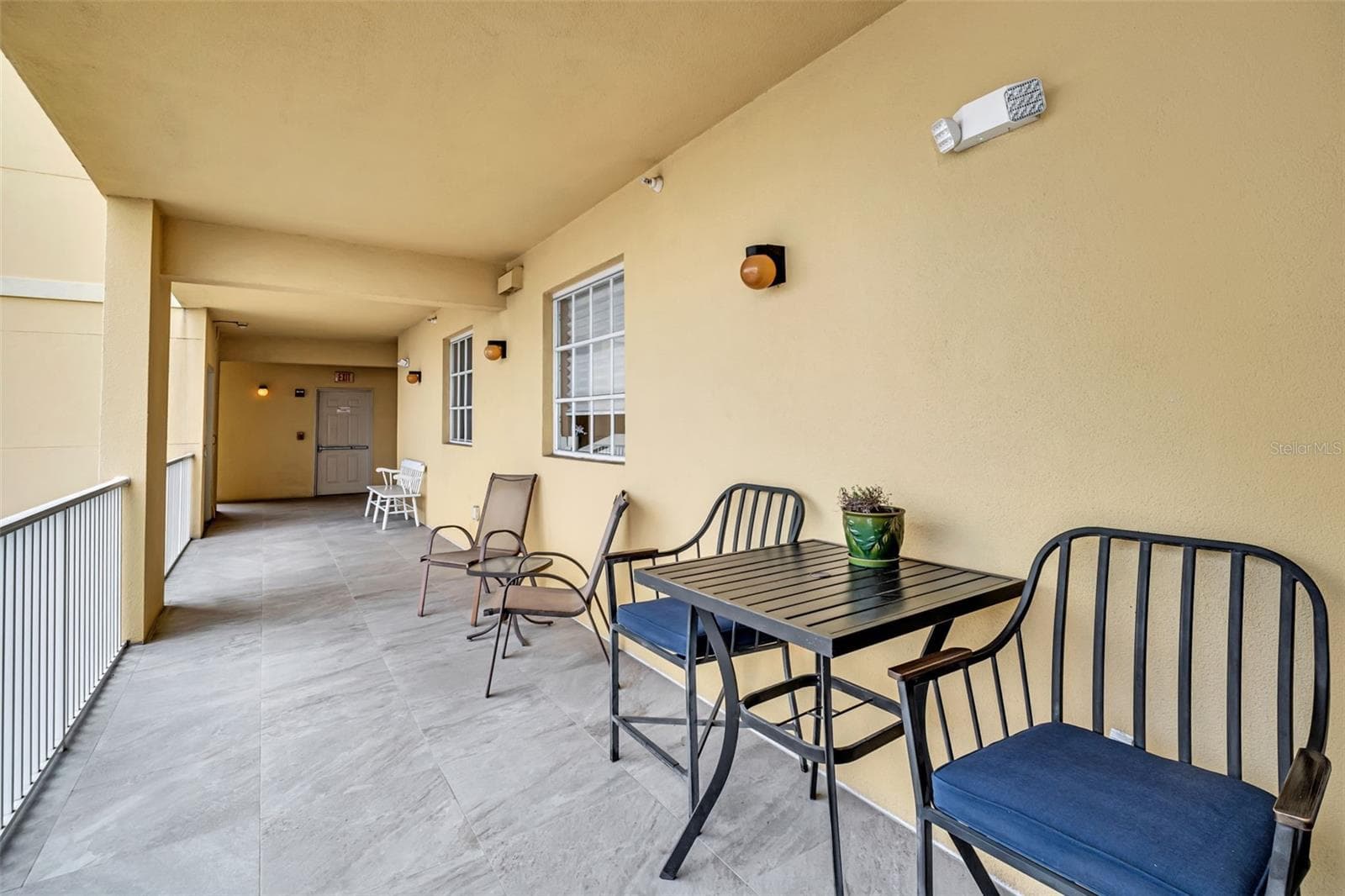 Condominium at 316 8TH ST S #604, ST PETERSBURG, photo 4 of 36