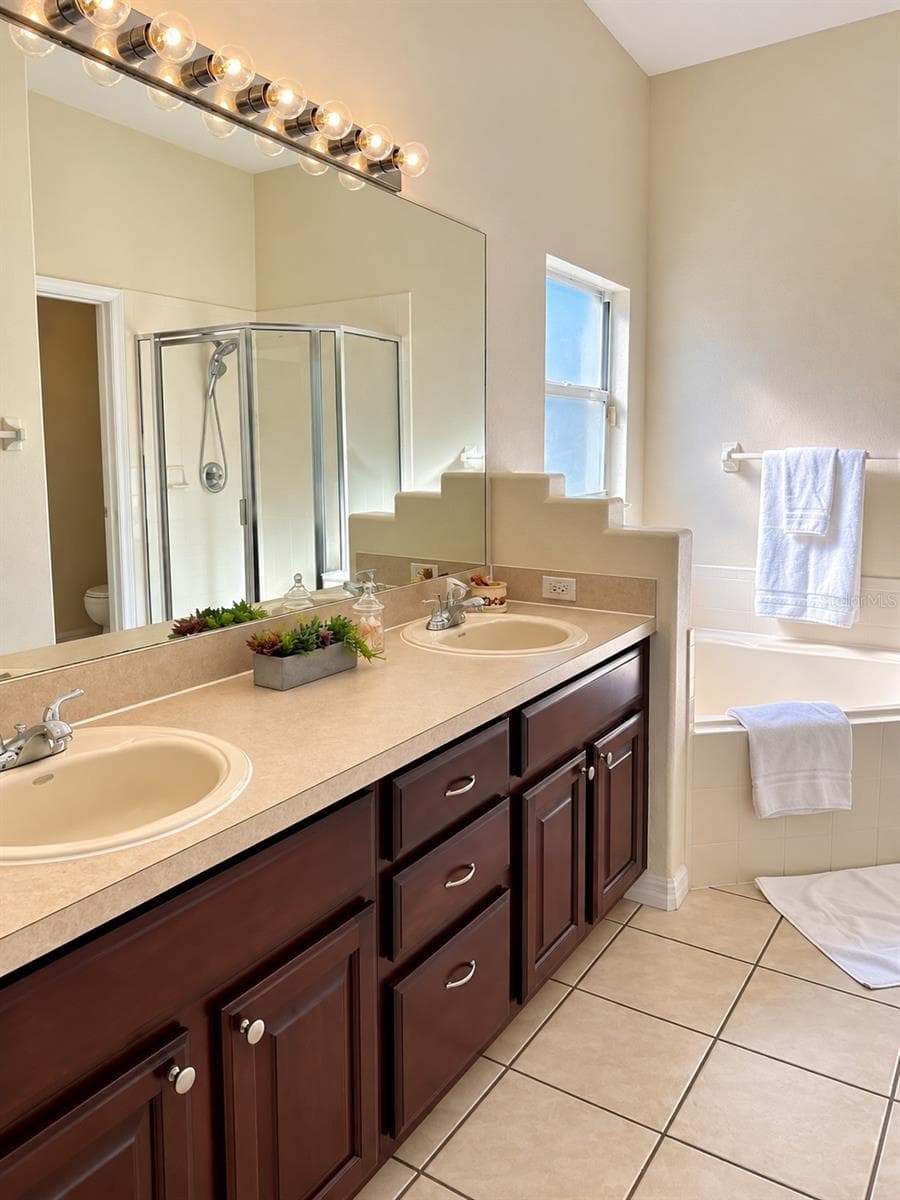 Single Family Residence at 16656 PALM SPRING DR, CLERMONT, photo 36 of 62