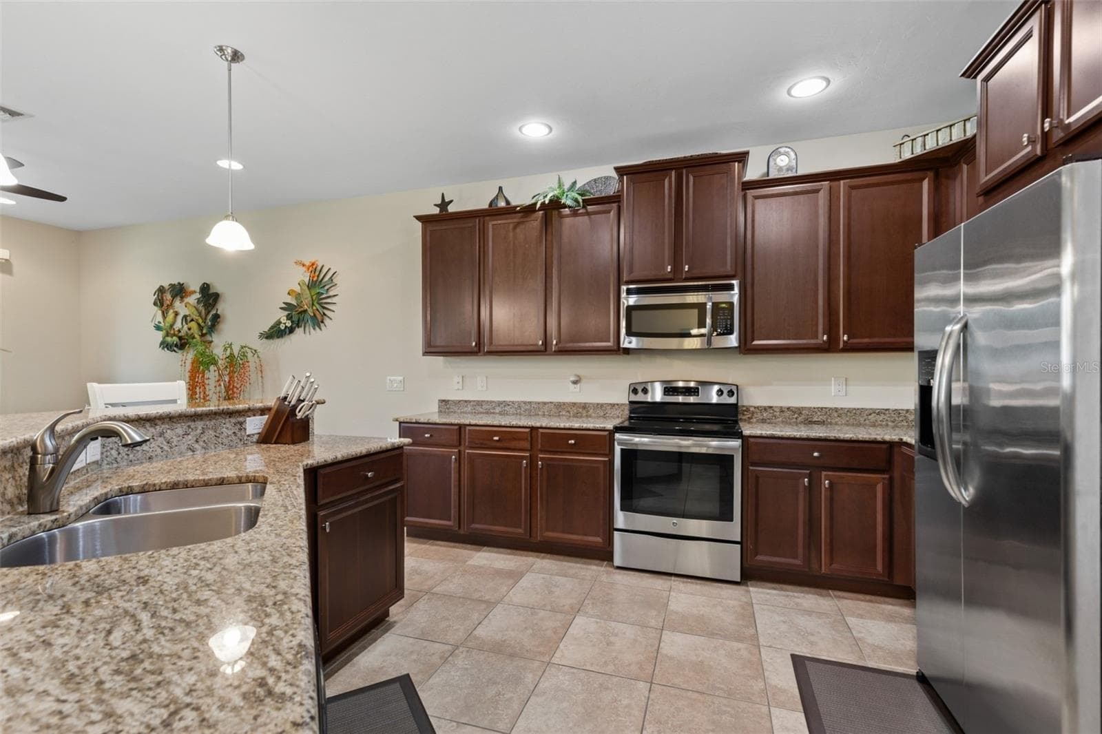 Single Family Residence at 12841 SEASIDE KEY CT, NORTH FORT MYERS, photo 12 of 38