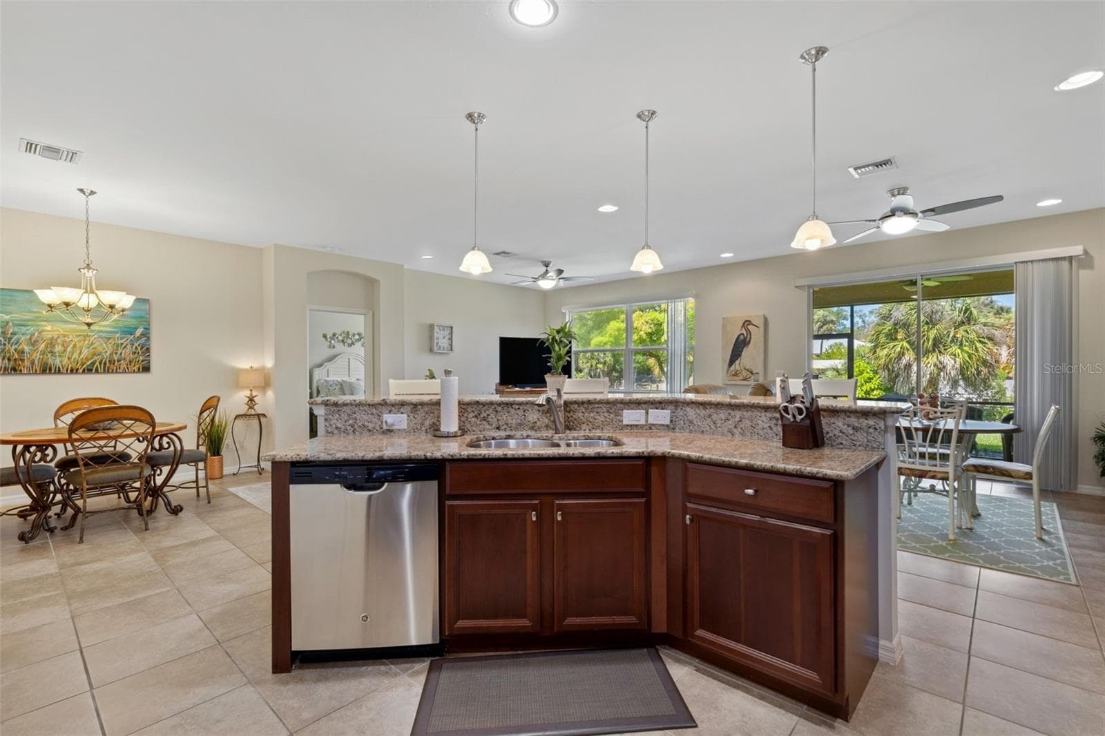 Single Family Residence at 12841 SEASIDE KEY CT, NORTH FORT MYERS, photo 13 of 38
