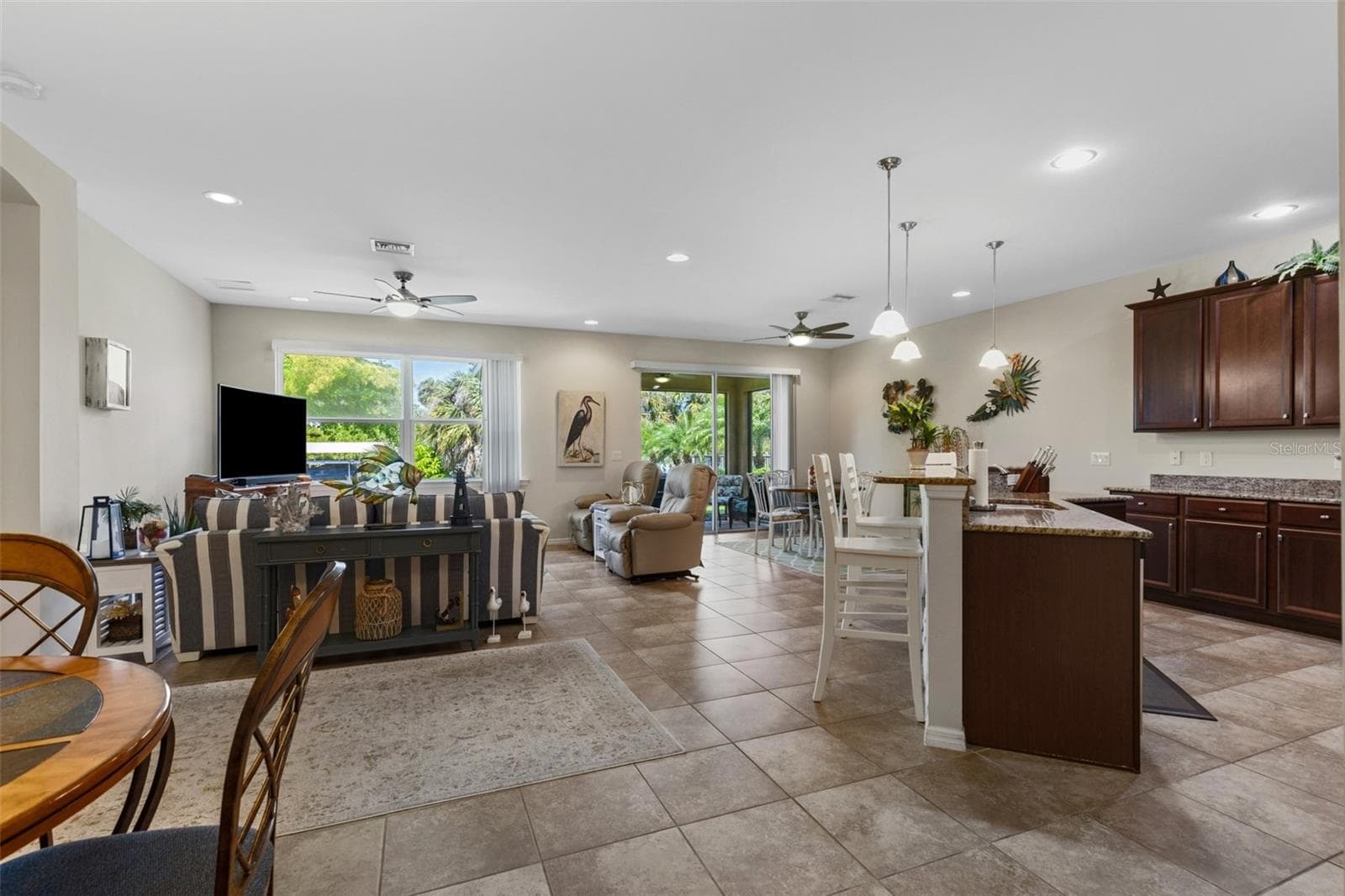 Single Family Residence at 12841 SEASIDE KEY CT, NORTH FORT MYERS, photo 4 of 38
