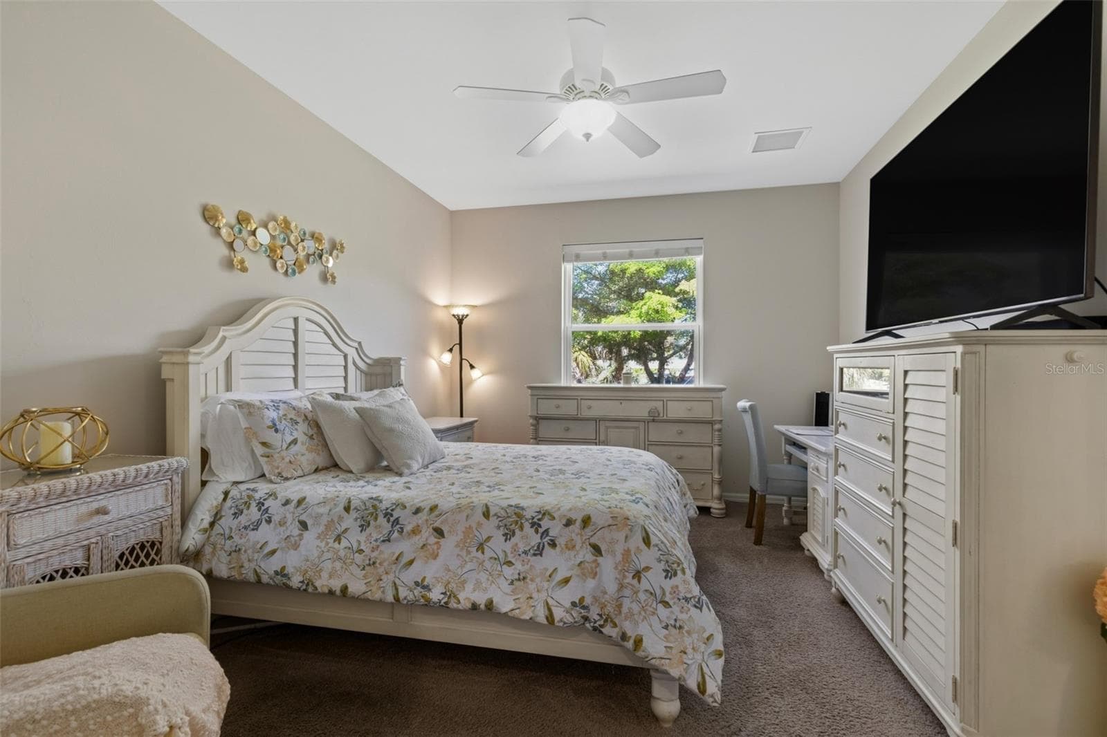 Single Family Residence at 12841 SEASIDE KEY CT, NORTH FORT MYERS, photo 15 of 38
