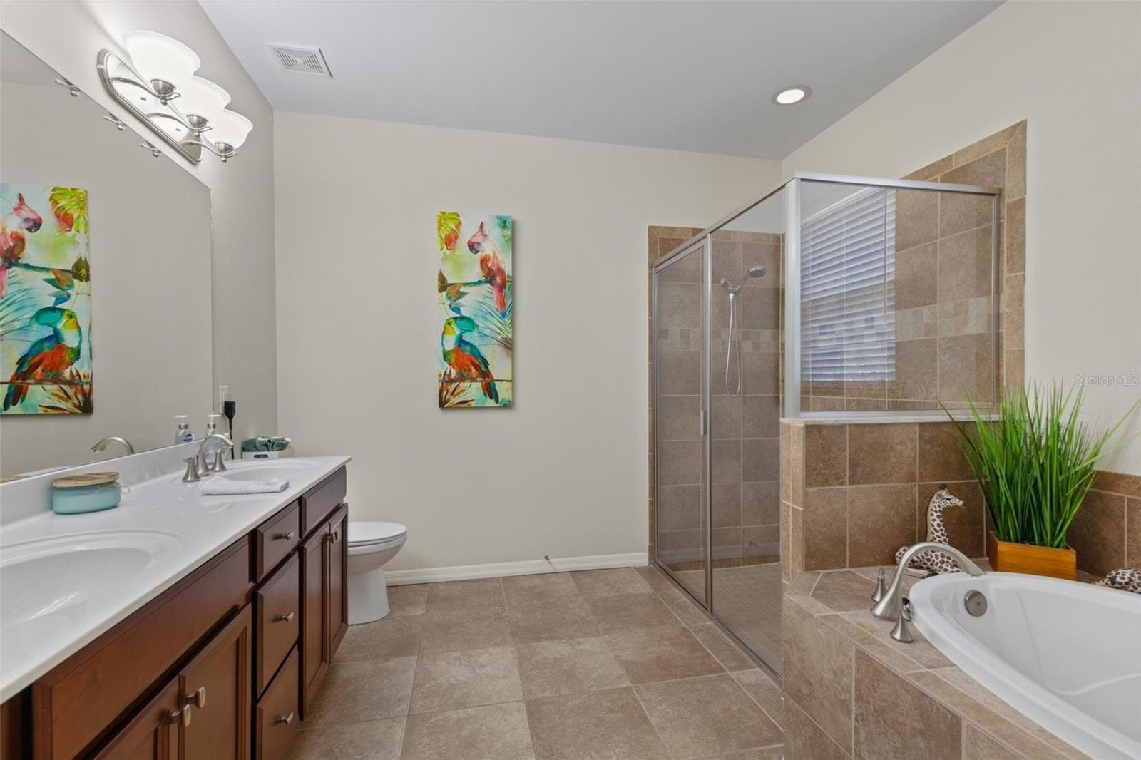 Single Family Residence at 12841 SEASIDE KEY CT, NORTH FORT MYERS, photo 16 of 38