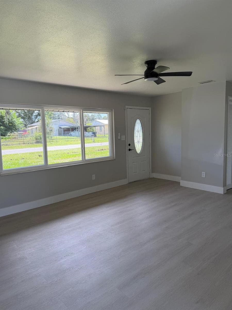 Single Family Residence at 11106 HAPPY ACRES LN, RIVERVIEW, photo 4 of 25