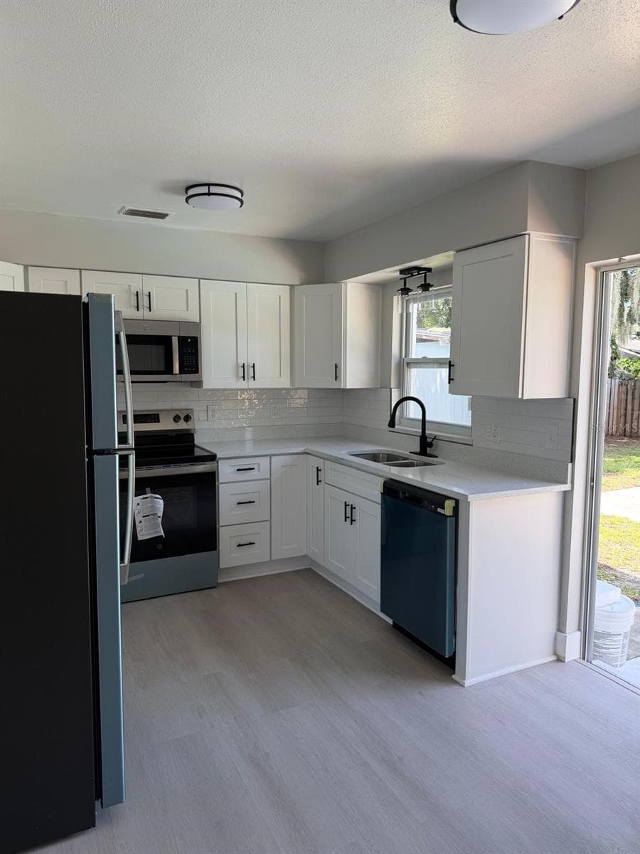 Single Family Residence at 11106 HAPPY ACRES LN, RIVERVIEW, photo 16 of 25