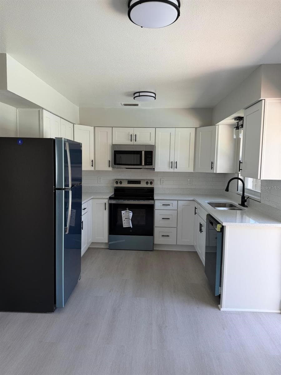 Single Family Residence at 11106 HAPPY ACRES LN, RIVERVIEW, photo 17 of 25