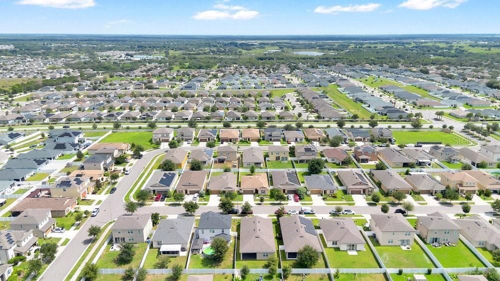 Single Family Residence at 914 FALLON HILLS DR, HAINES CITY, photo 32 of 36