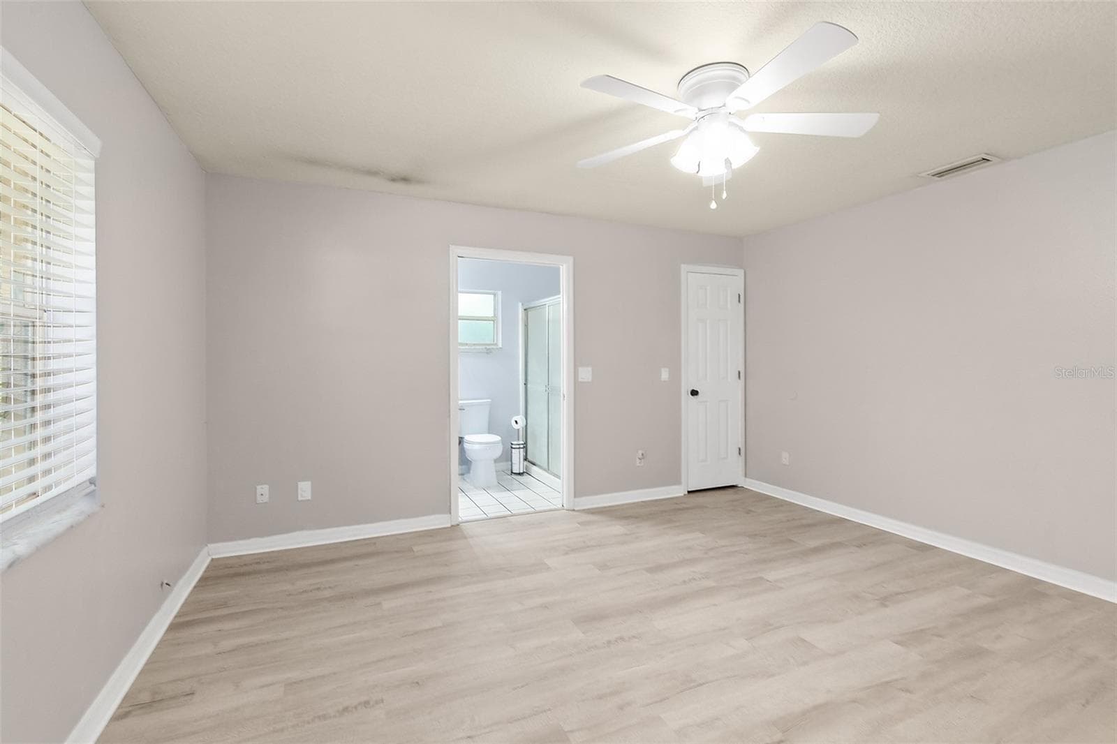 Single Family Residence at 53 BIRCHWOOD DR, PALM COAST, photo 18 of 32