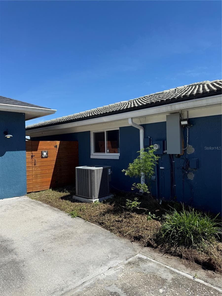Single Family Residence at 2749 S STEWART ST, KISSIMMEE, photo 23 of 81