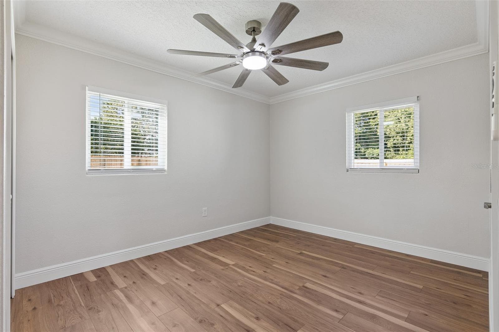 Single Family Residence at 1602 OVERLOOK RD, BELLE ISLE, photo 21 of 53