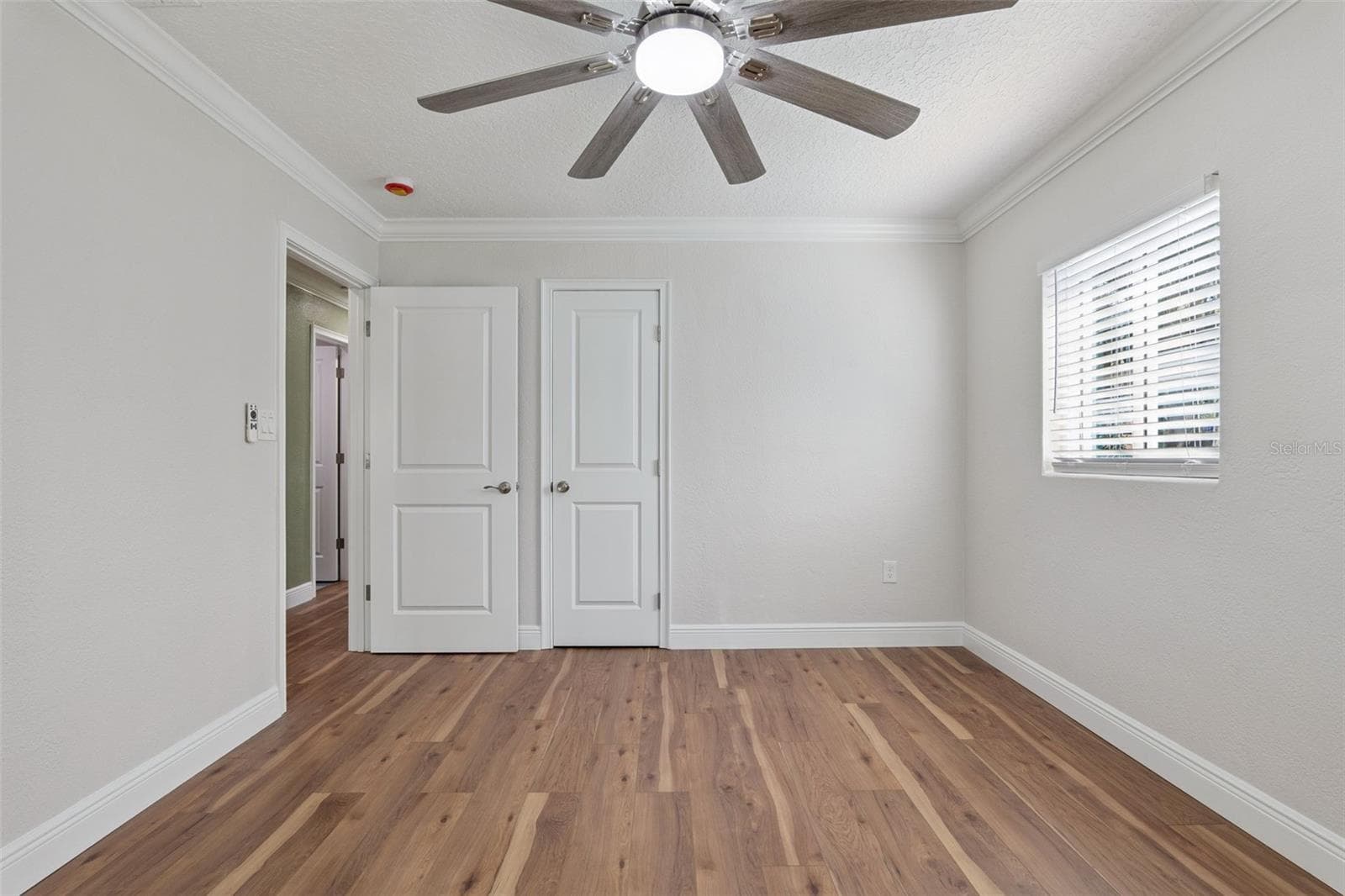 Single Family Residence at 1602 OVERLOOK RD, BELLE ISLE, photo 23 of 53