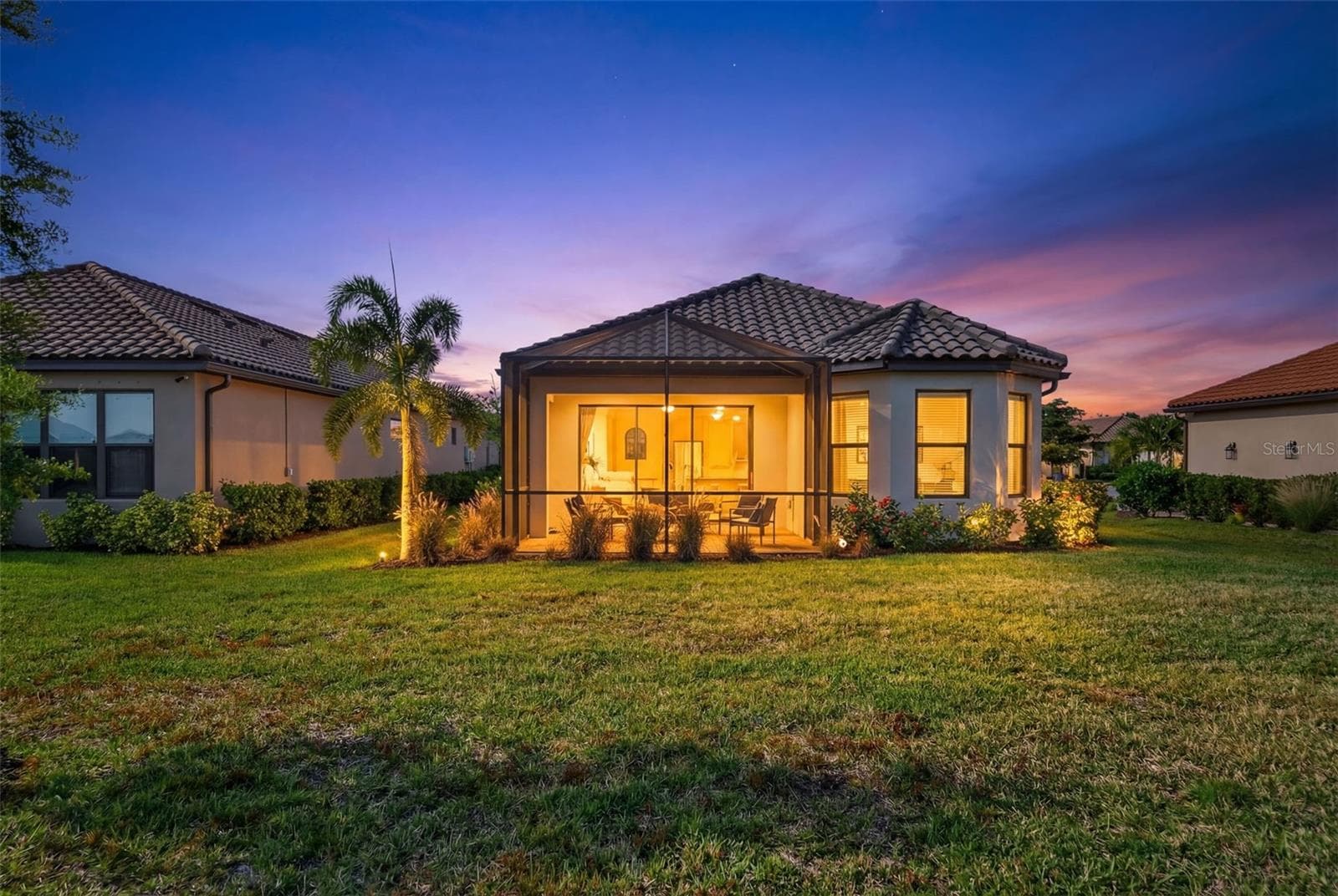 Single Family Residence at 3021 VENETO CT, LAKEWOOD RANCH, photo 3 of 75