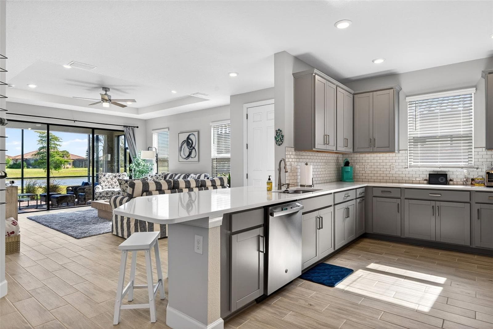 Single Family Residence at 3021 VENETO CT, LAKEWOOD RANCH, photo 21 of 75