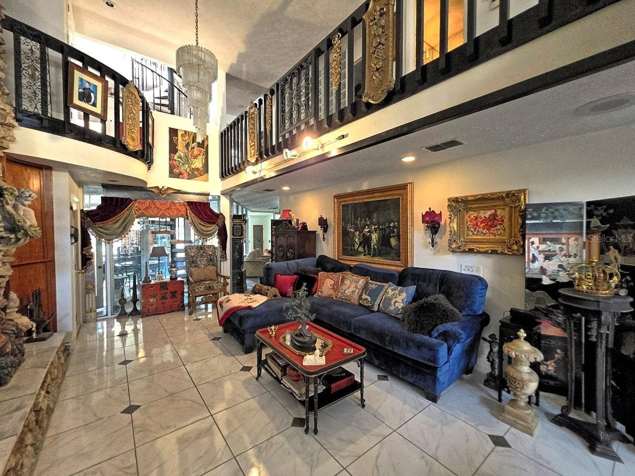 LIVING ROOM - 1778 SAMURAI PT #4, LUTZ