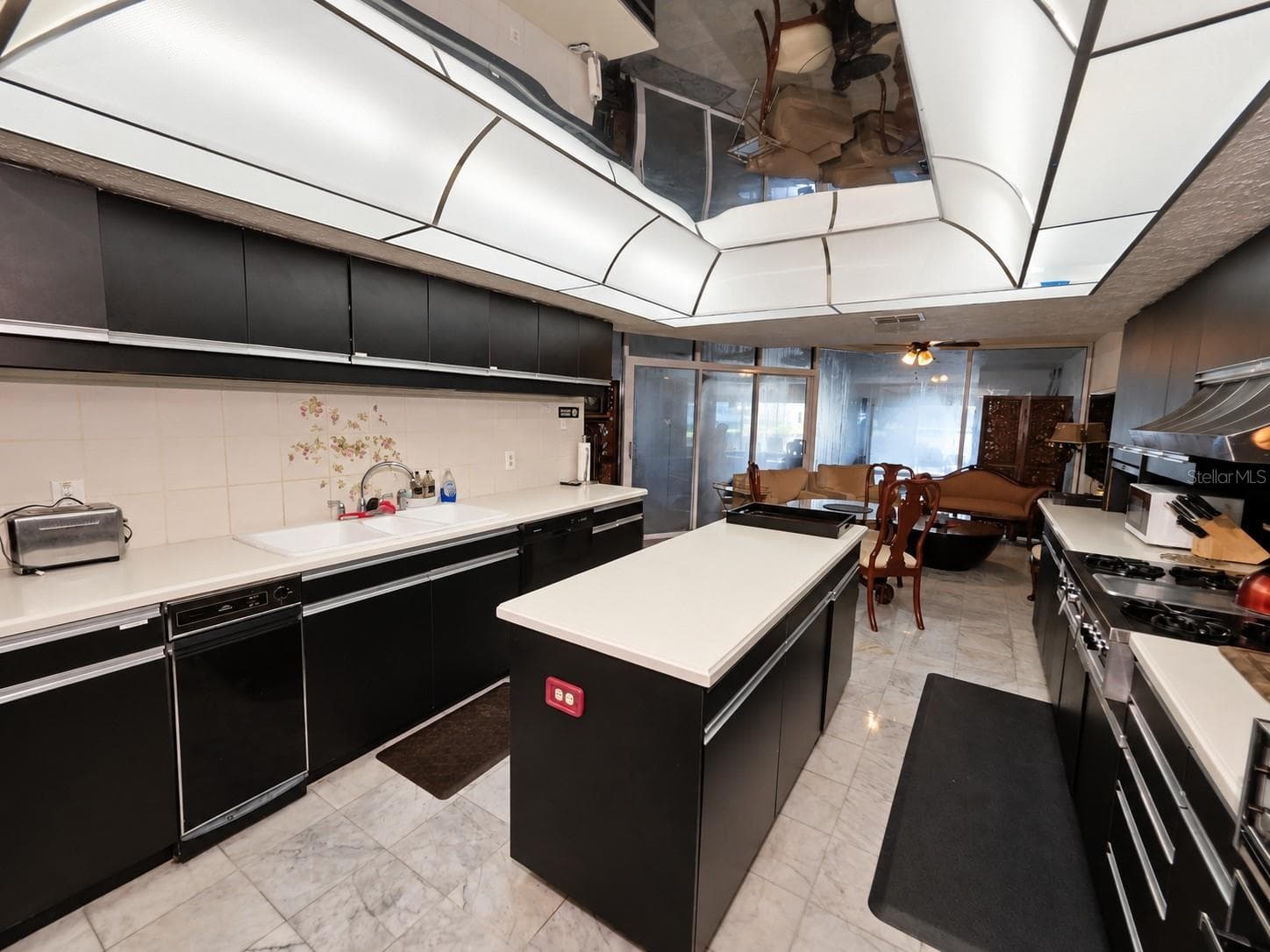 KITCHEN - 1778 SAMURAI PT #4, LUTZ